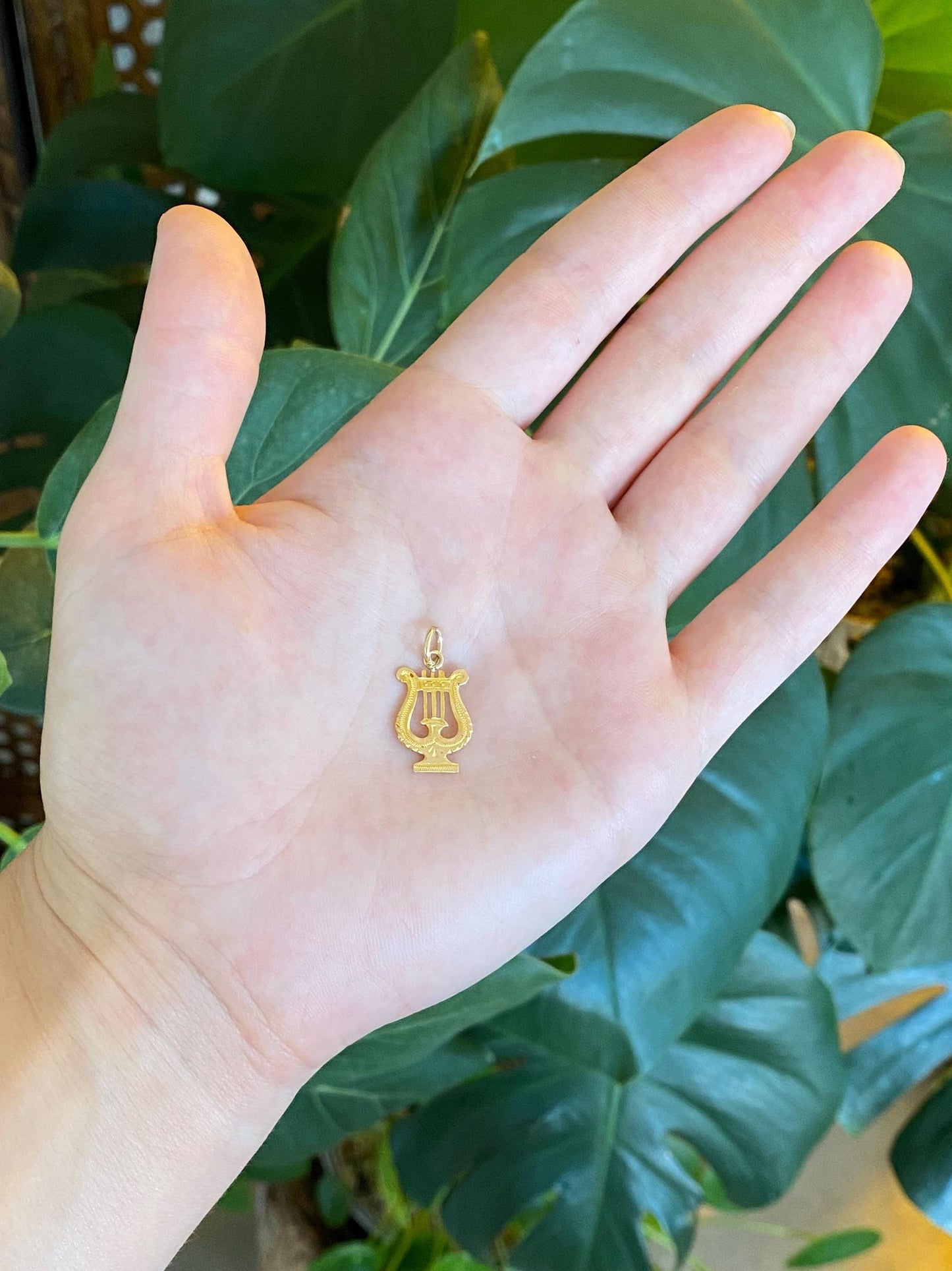 Vintage Solid 9k Yellow Gold Charm