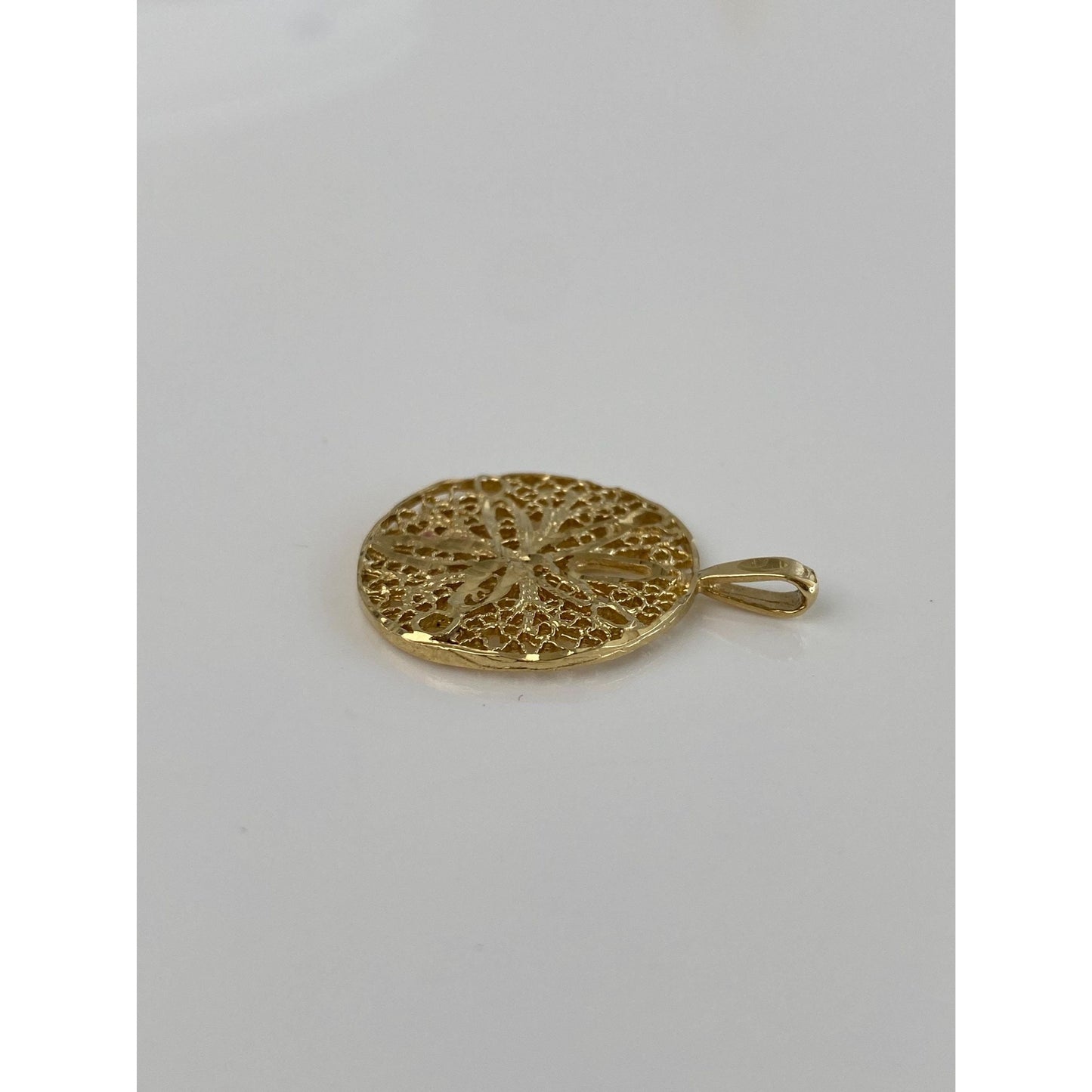 Vintage Solid 14k Yellow Gold Diamond Cut Charm