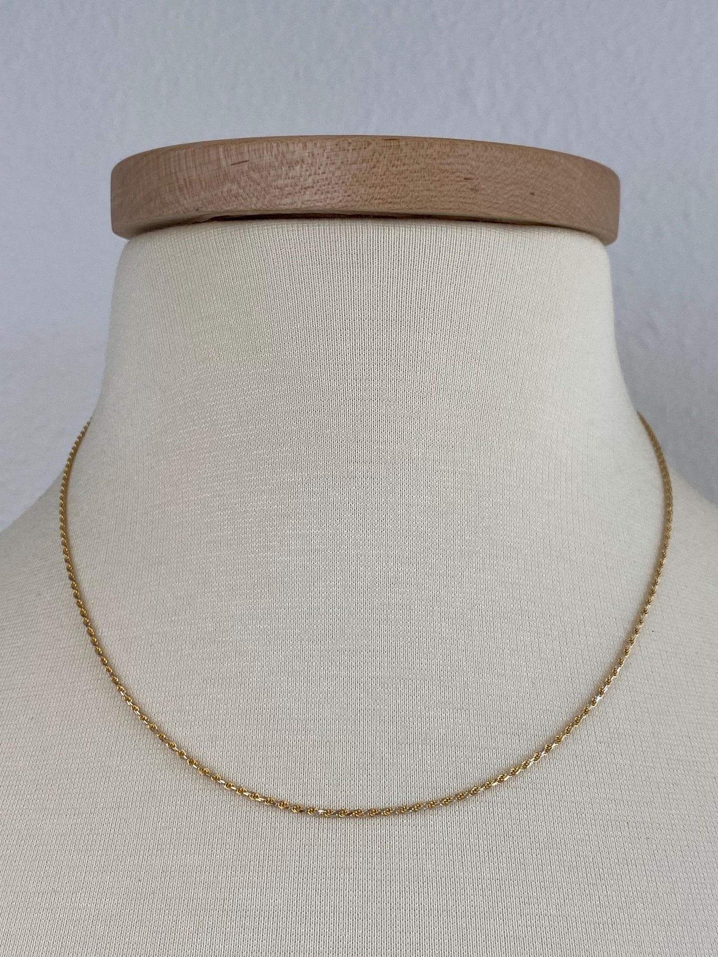 Vintage Solid 14k Yellow Gold Rope Style Chain Necklace - 17.75 inches