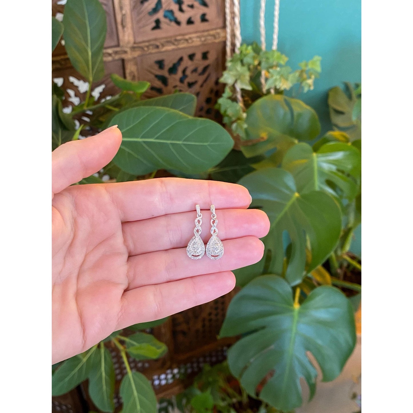 Vintage Solid 10k White Gold Diamond Dangle Stud Earrings