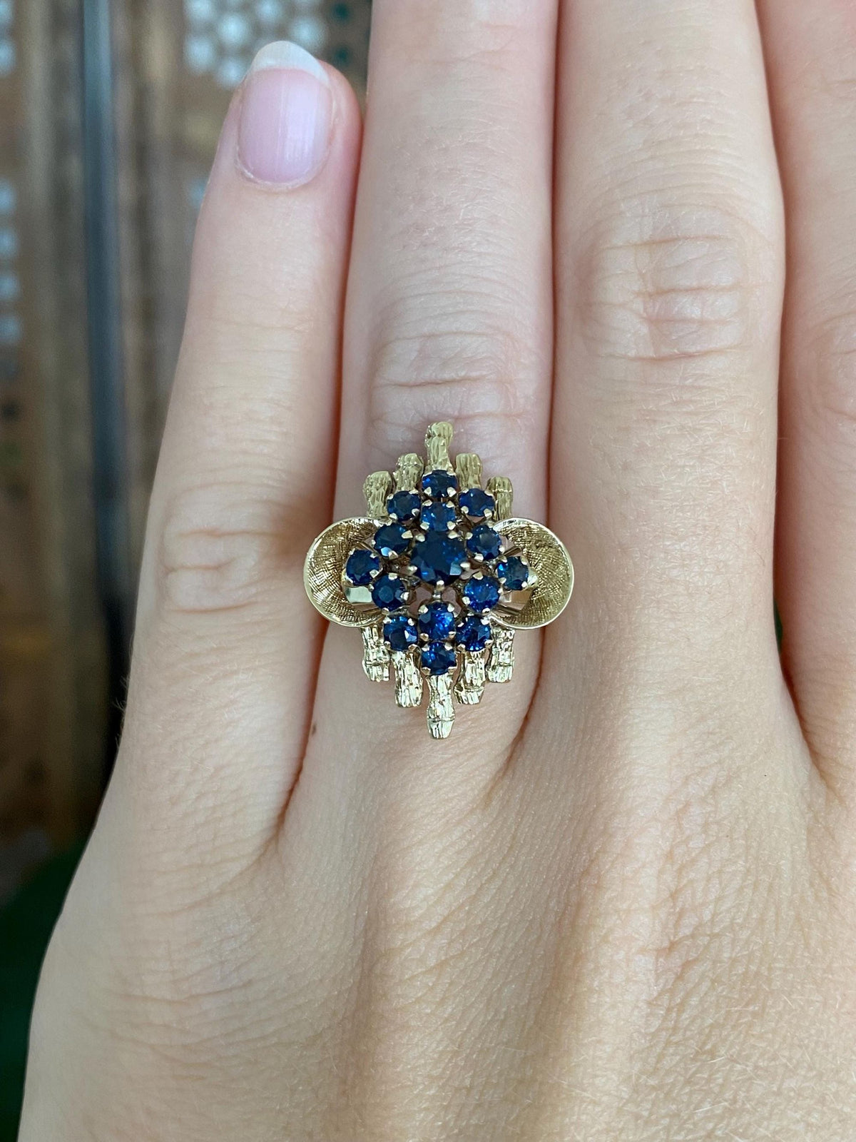 Vintage Solid 14k Yellow Gold Blue Sapphire Cluster Ring - Size 6