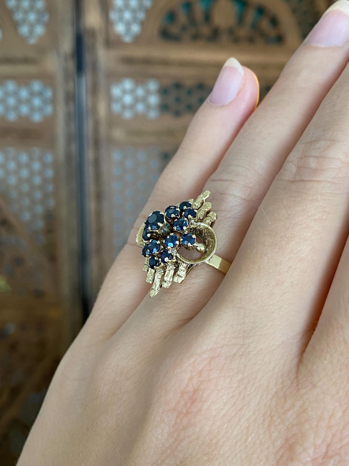 Vintage Solid 14k Yellow Gold Blue Sapphire Cluster Ring - Size 6