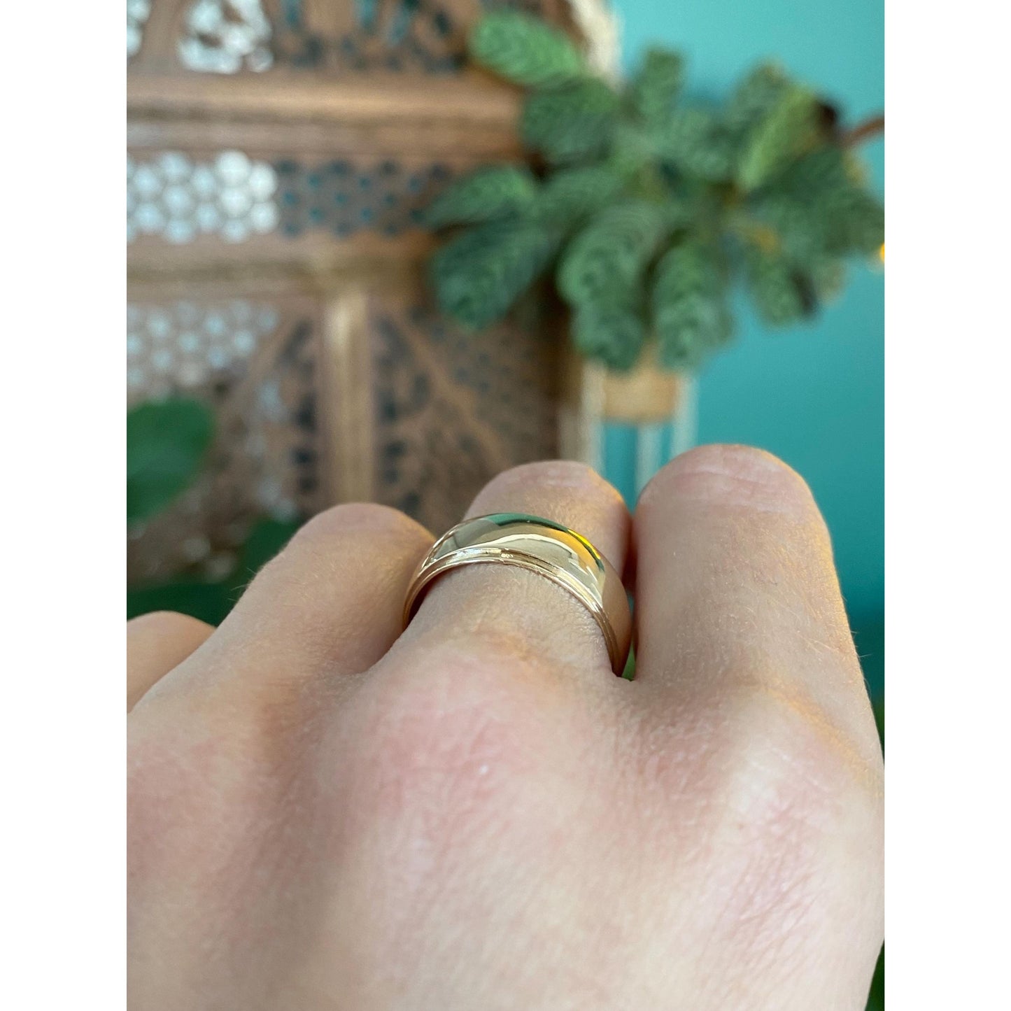 Vintage Solid 14k Yellow Gold Wide Lined Ring Band - Size 7.25