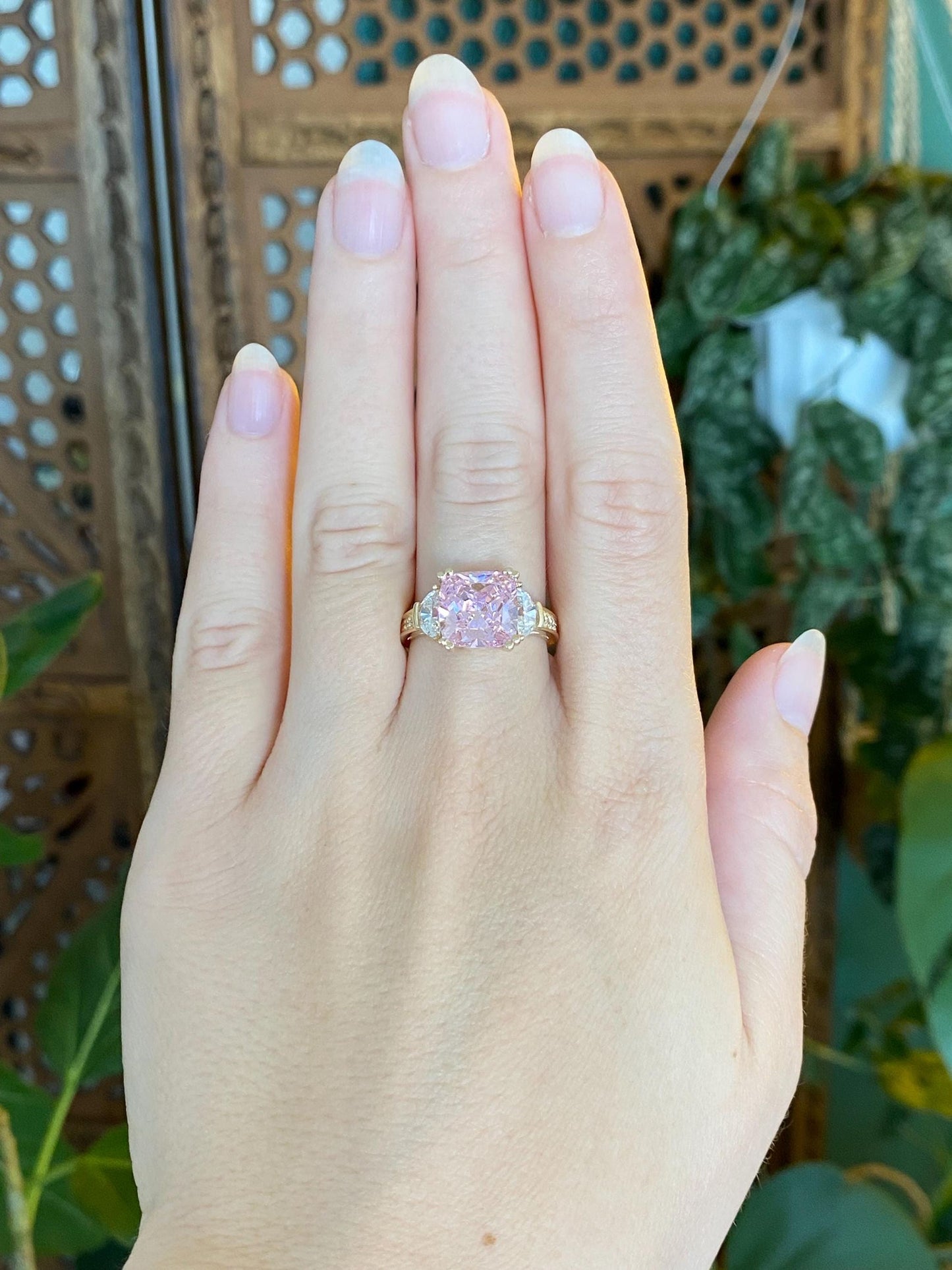 Vintage Solid 14k Yellow Gold Pink & Clear Cubic Zirconia Ring - Size 8
