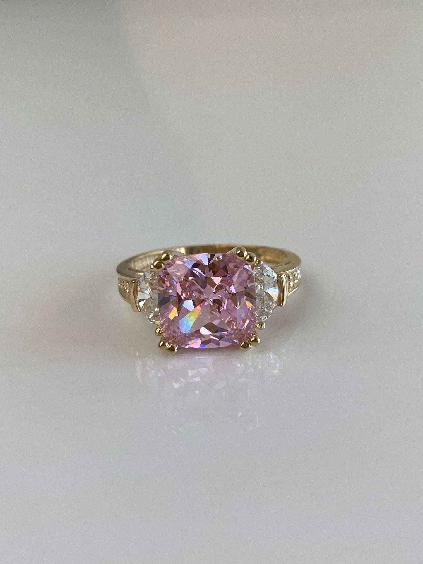 Vintage Solid 14k Yellow Gold Pink & Clear Cubic Zirconia Ring - Size 8