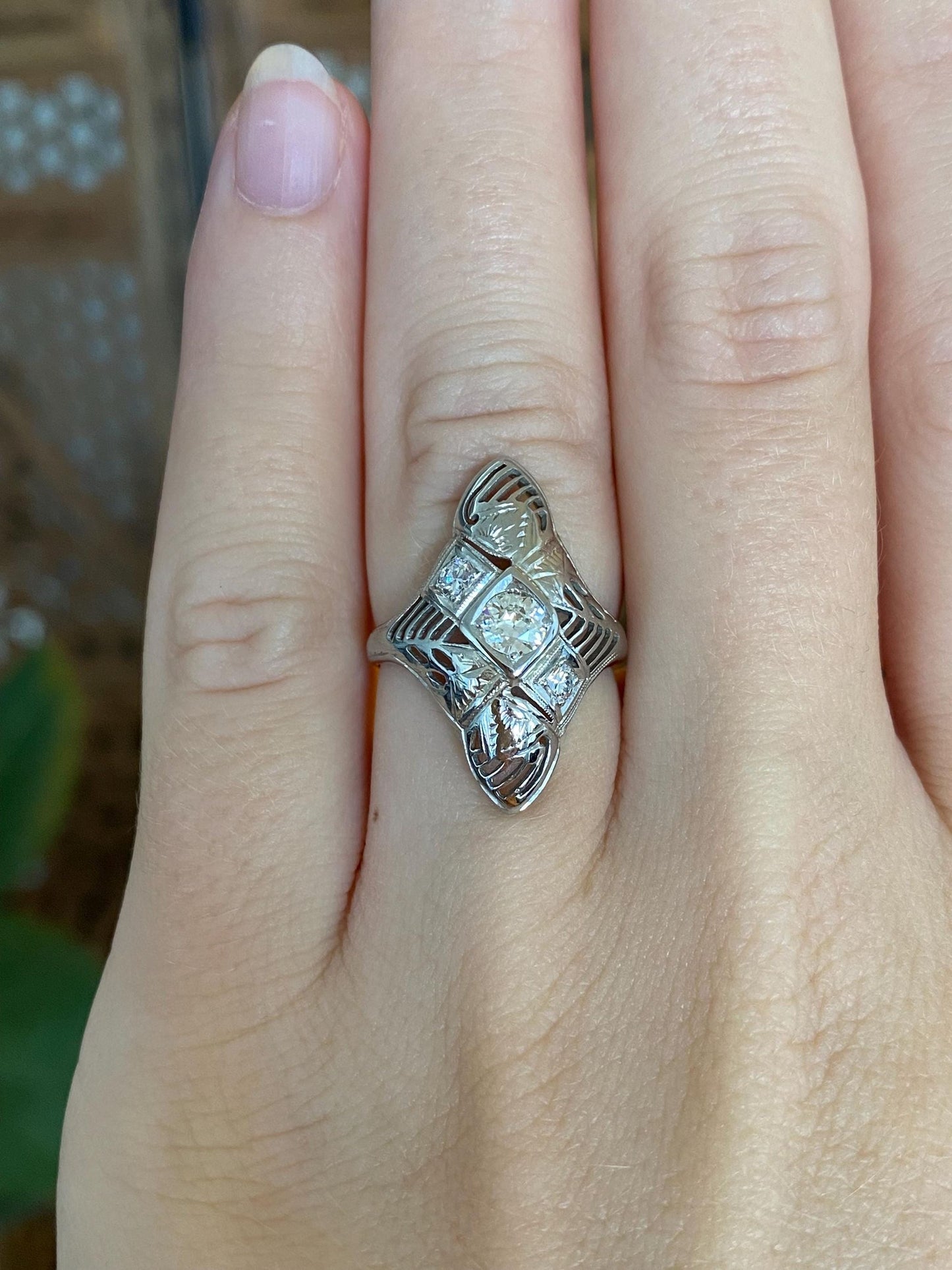 Vintage Solid 18k White Gold Diamonds Art Deco Ring - Size 5.25
