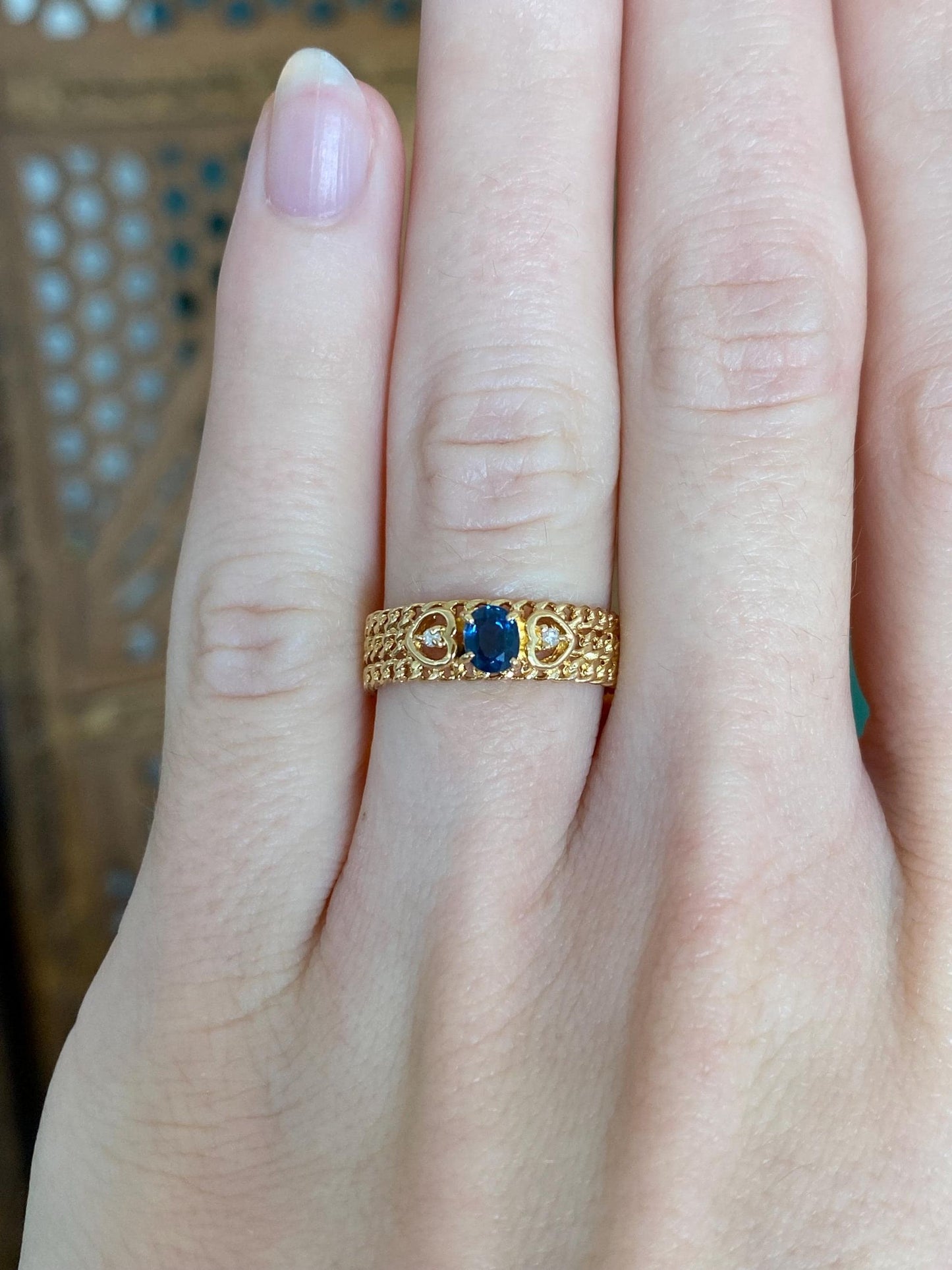Vintage Solid 18k Yellow Gold Diamond Blue Sapphire Designed Ring Band - Size 6