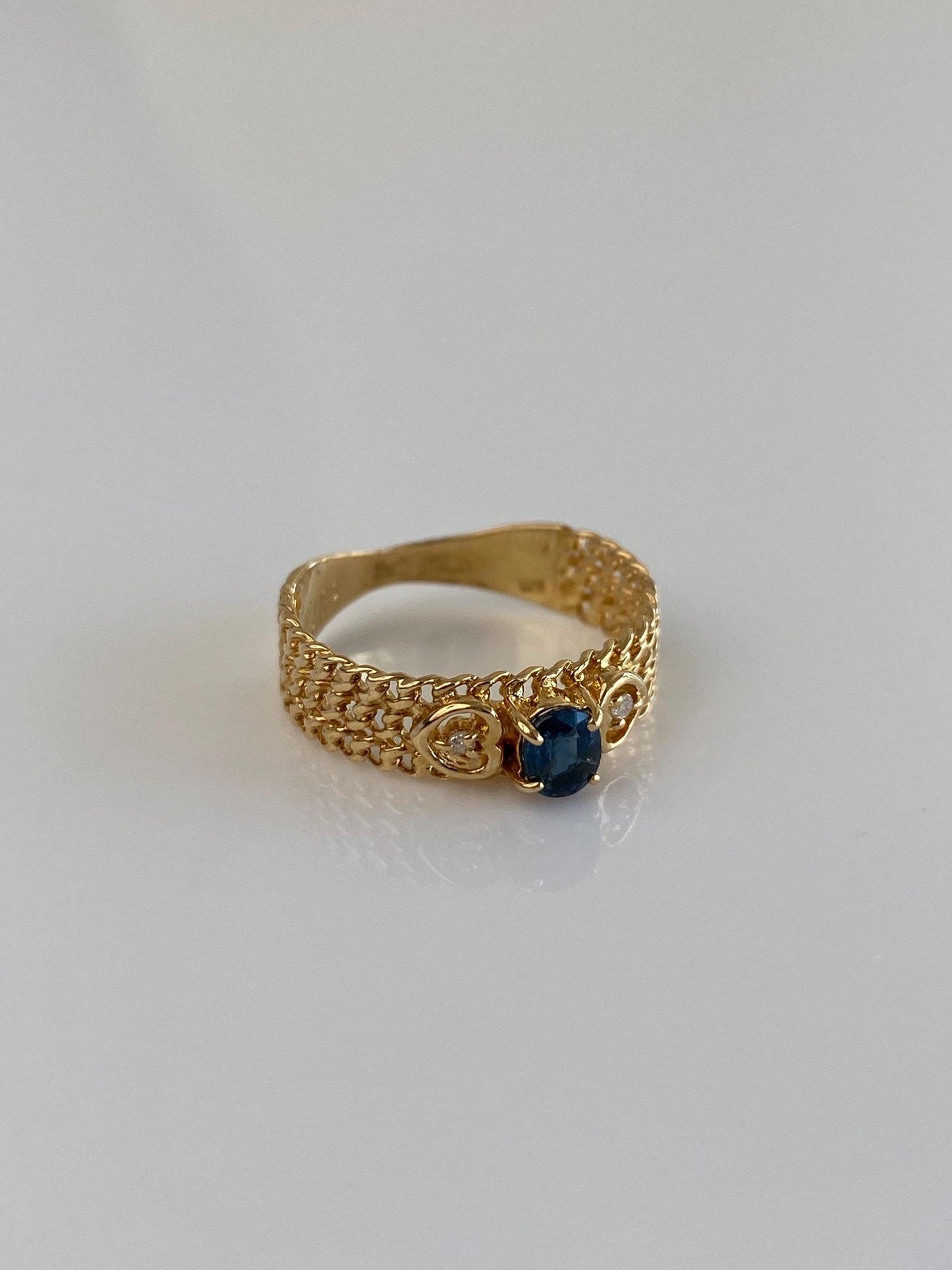 Vintage Solid 18k Yellow Gold Diamond Blue Sapphire Designed Ring Band - Size 6