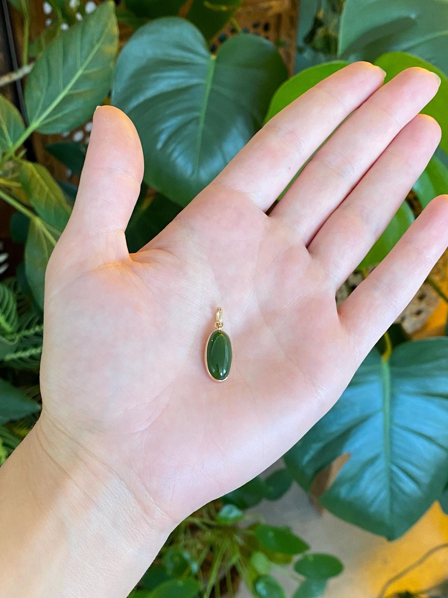 Vintage Solid 14k Yellow Gold Nephrite Charm
