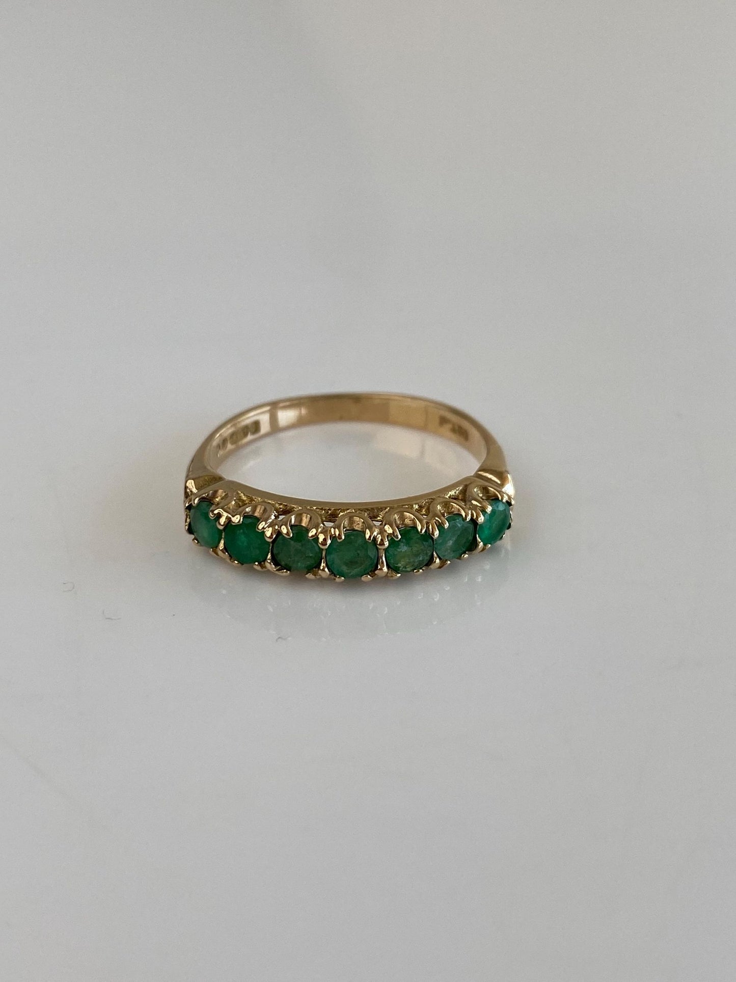 Vintage Solid 9k Yellow Gold Emerald Row Ring - Size 8