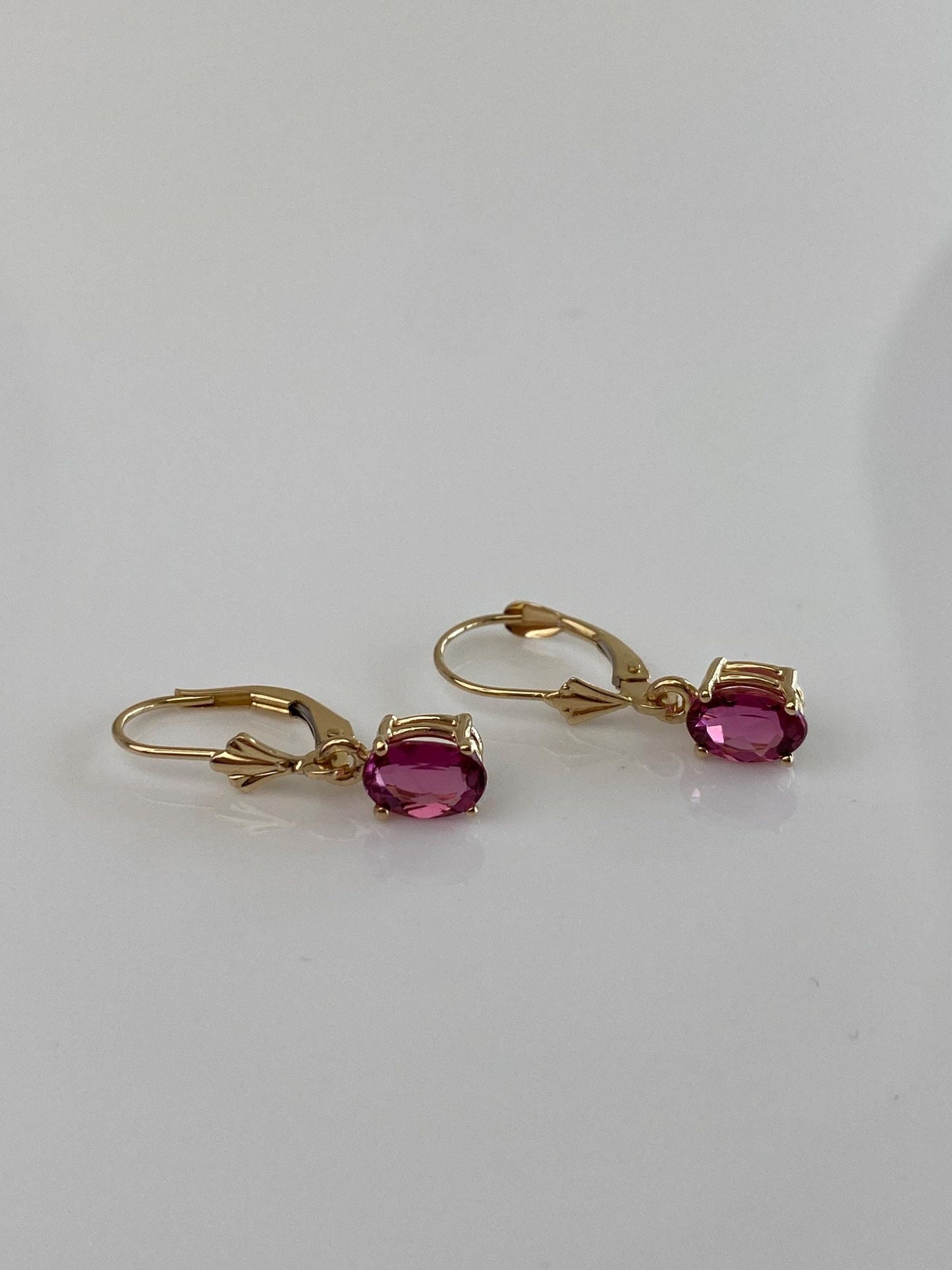 Vintage Solid 14k Yellow Gold Pink Tourmaline Dangle Earrings