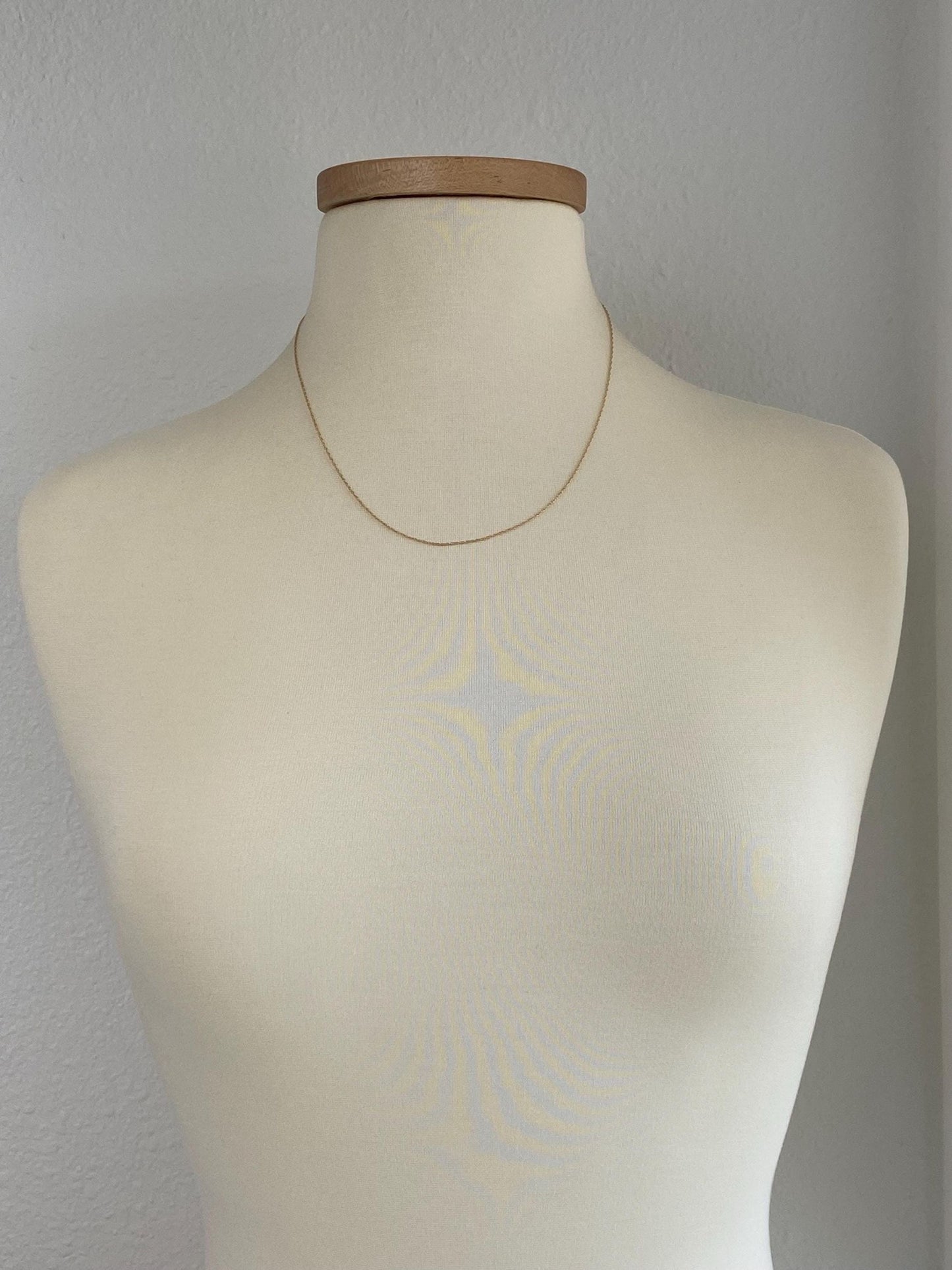 Vintage Solid 14k Yellow Gold Dainty Chain Necklace - 19.75 inches