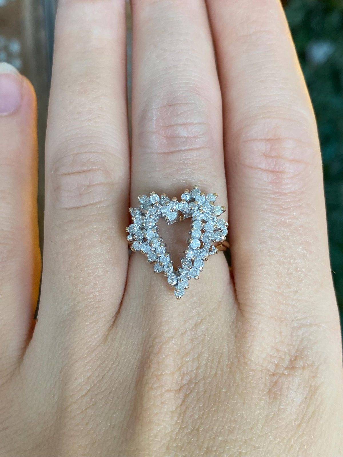 Vintage Solid 14k White & Yellow Gold Diamonds Heart Ring - Size 6.5