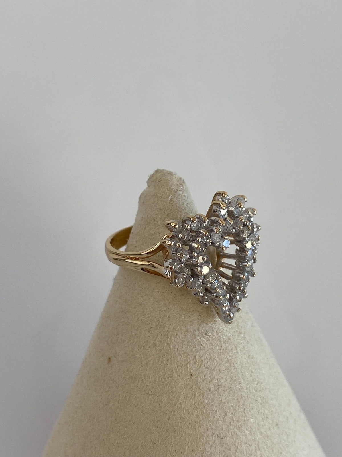 Vintage Solid 14k White & Yellow Gold Diamonds Heart Ring - Size 6.5