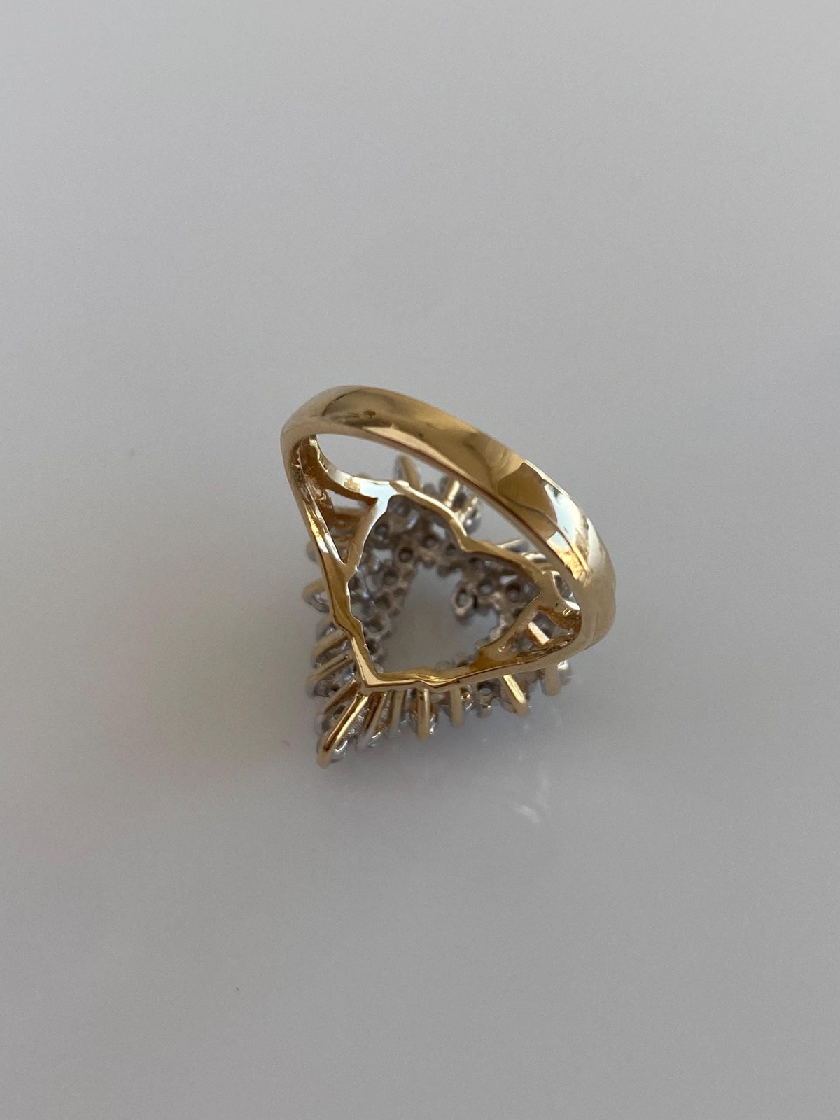 Vintage Solid 14k White & Yellow Gold Diamonds Heart Ring - Size 6.5