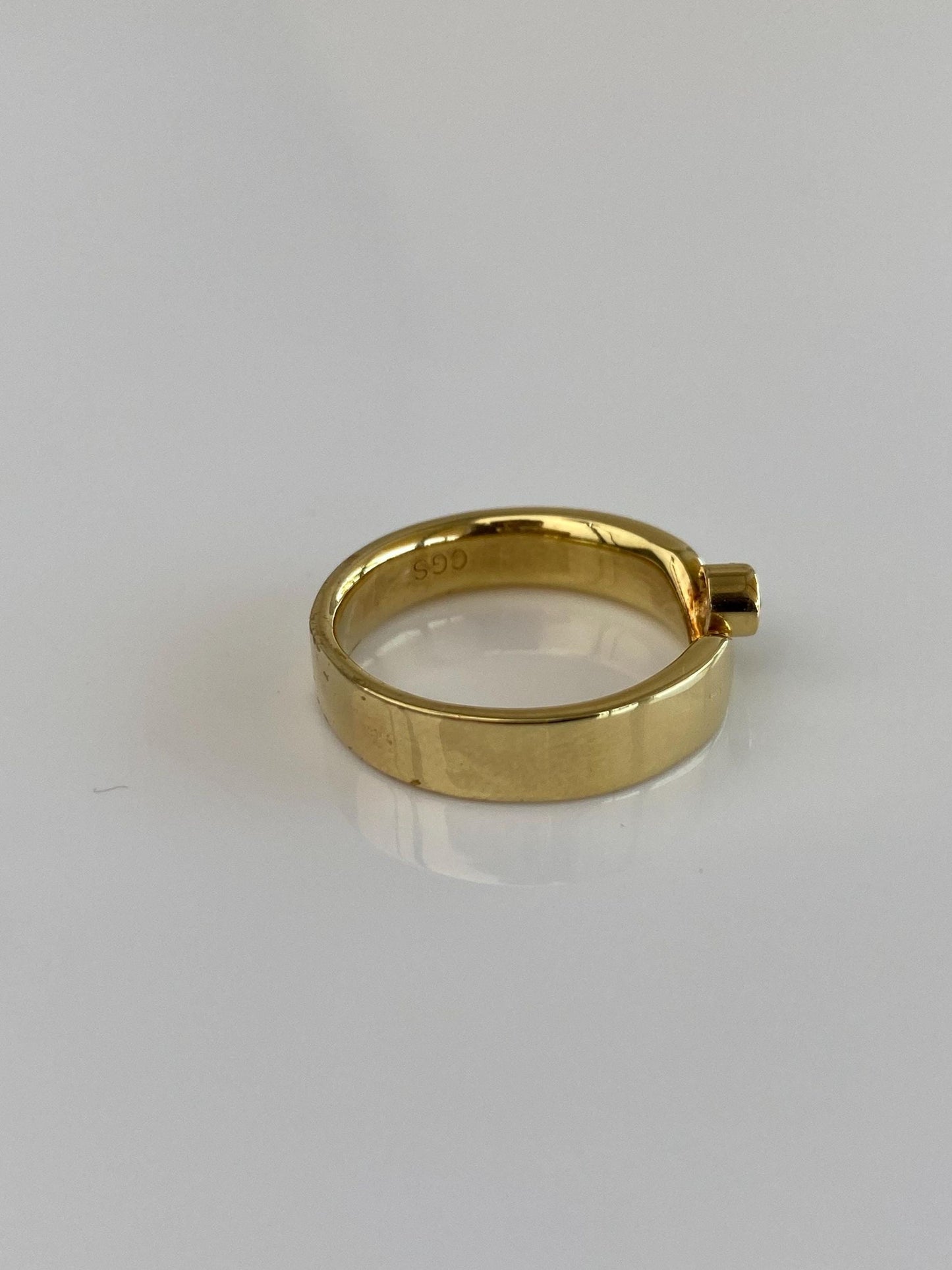 Vintage Solid 18k Yellow Gold Red Sapphire Ring Band - Size 6