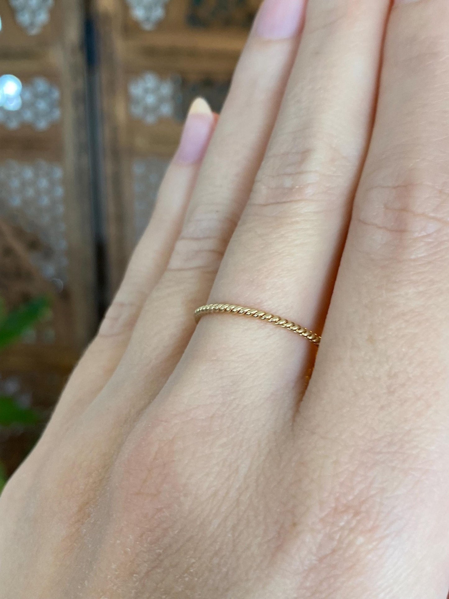 Vintage Solid 14k Yellow Gold Twist Wire Ring Band - Size 7.5