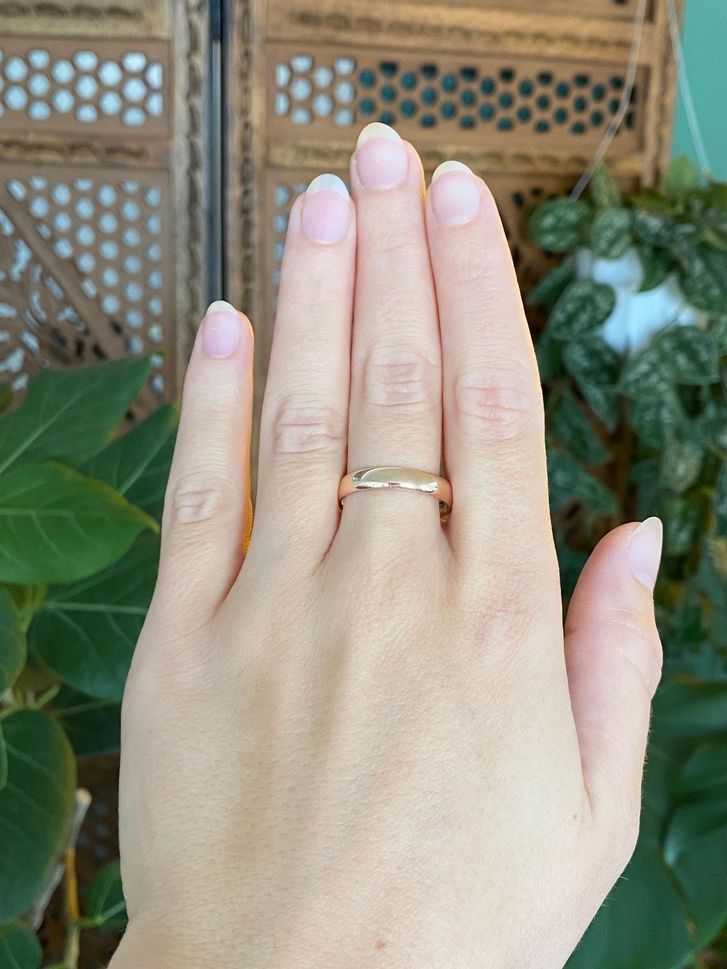Vintage Solid 12k Yellow Gold Ring Band - Size 9.5