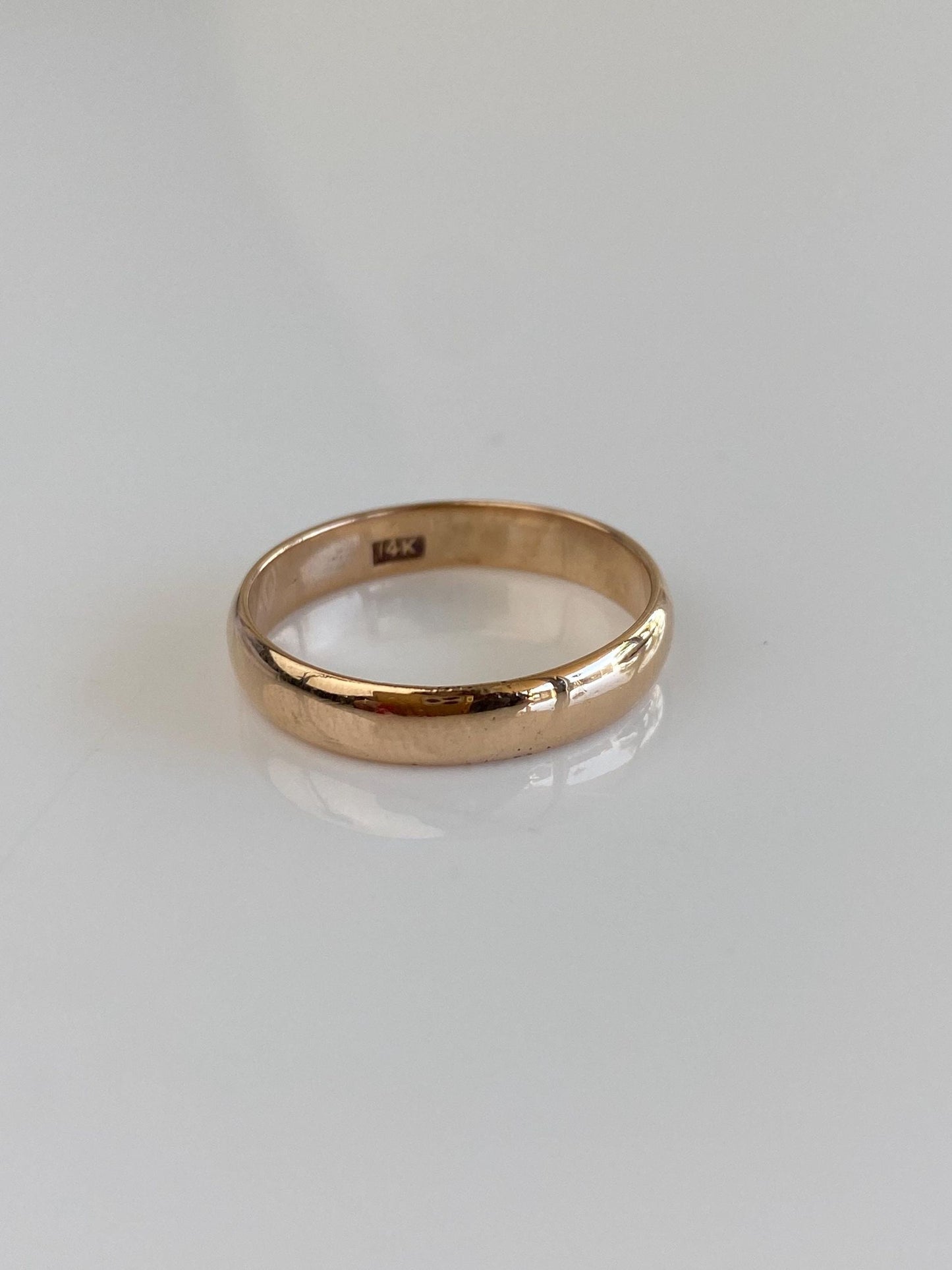 Vintage Solid 12k Yellow Gold Ring Band - Size 9.5