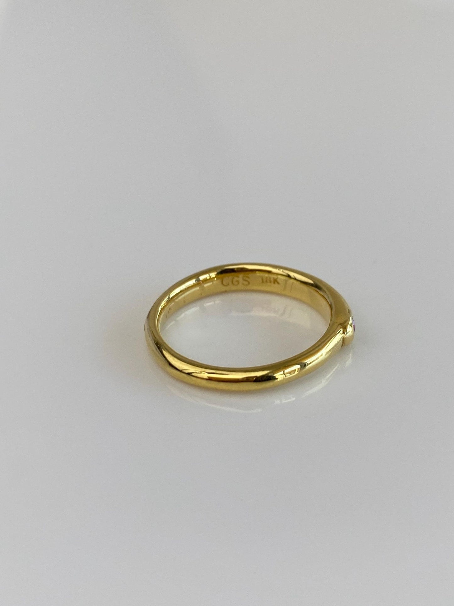 Vintage Solid 18k Yellow Gold Ruby Ring - Size 6.25