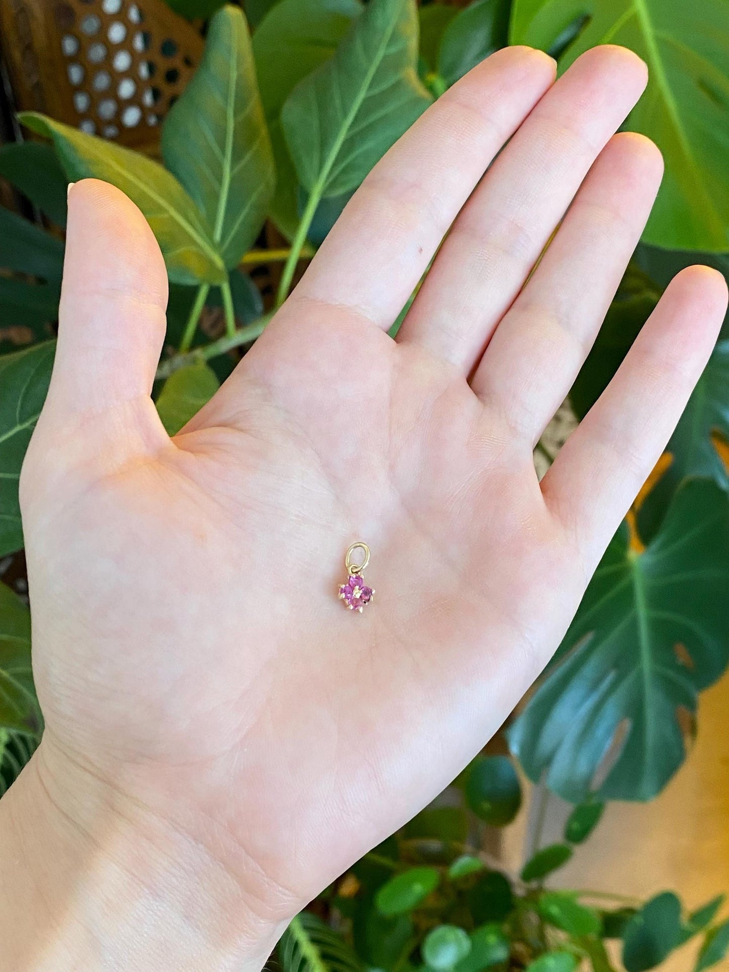Vintage Solid 14k Yellow Gold Pink Sapphire Flower Charm