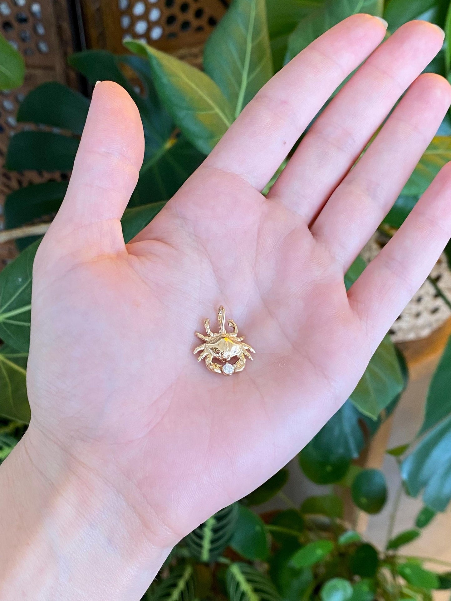 Vintage Solid 14k Yellow Gold Diamond Crab Charm
