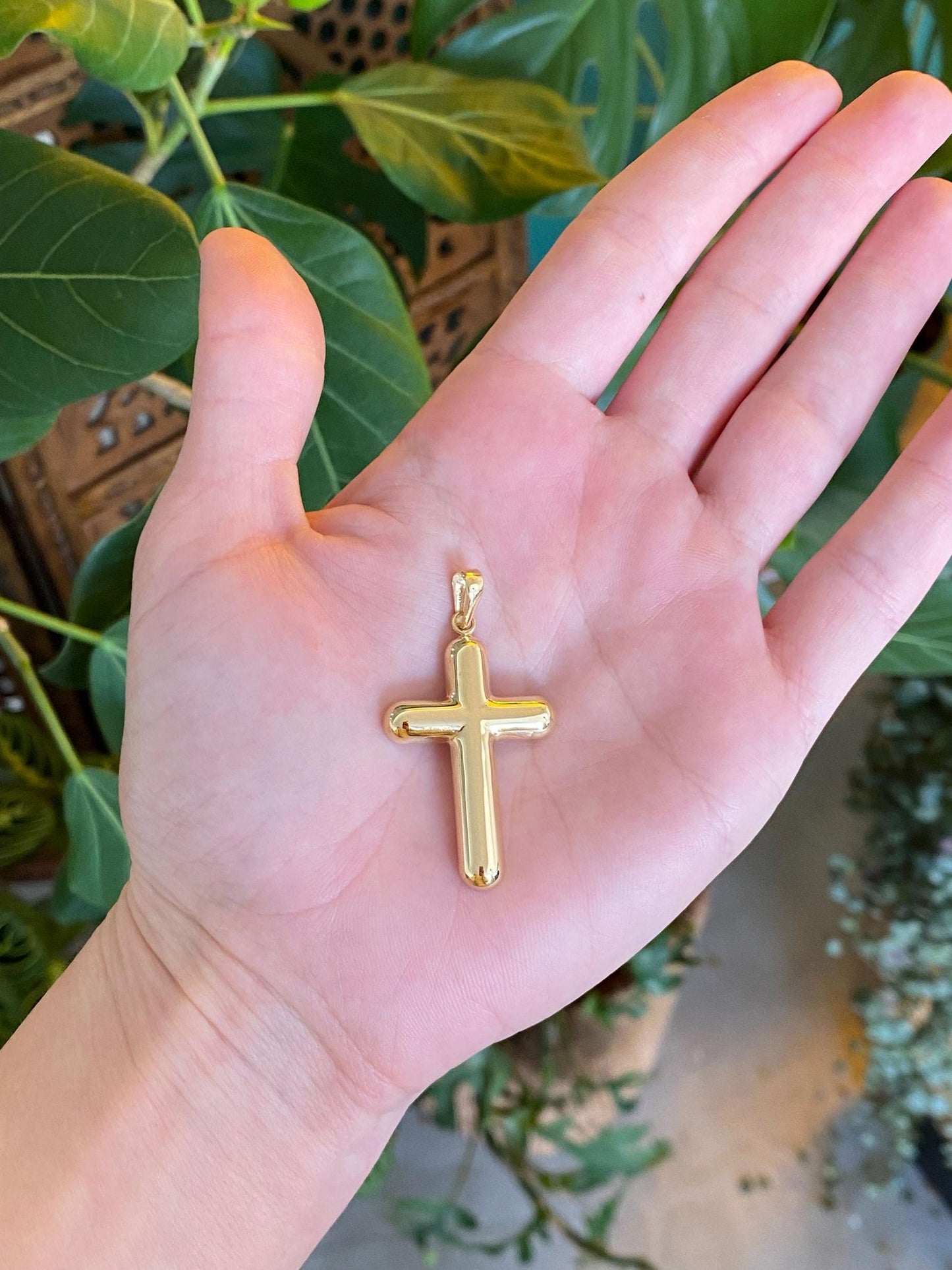 Vintage 18k Yellow Gold Cross Charm