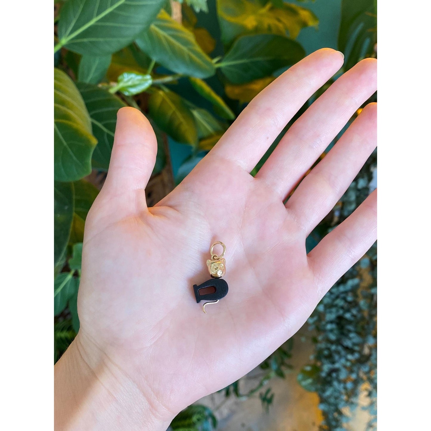 Vintage 14k Yellow Gold Black Resin Cat Charm