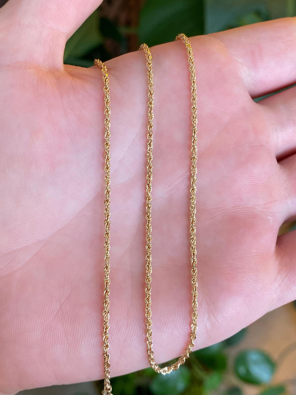 Vintage 10k Yellow Gold Slim Rope Chain Necklace - 18 inches