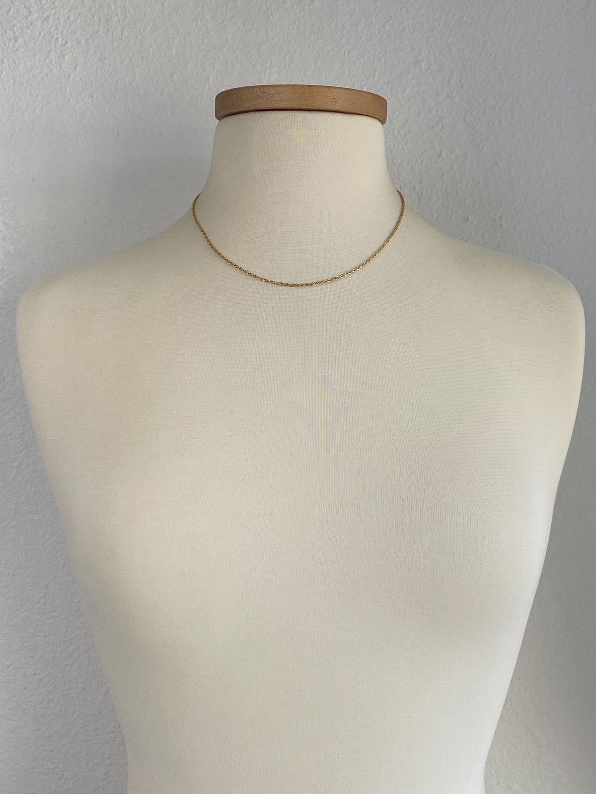 Vintage 10k Yellow Gold Slim Rope Chain Necklace - 18 inches