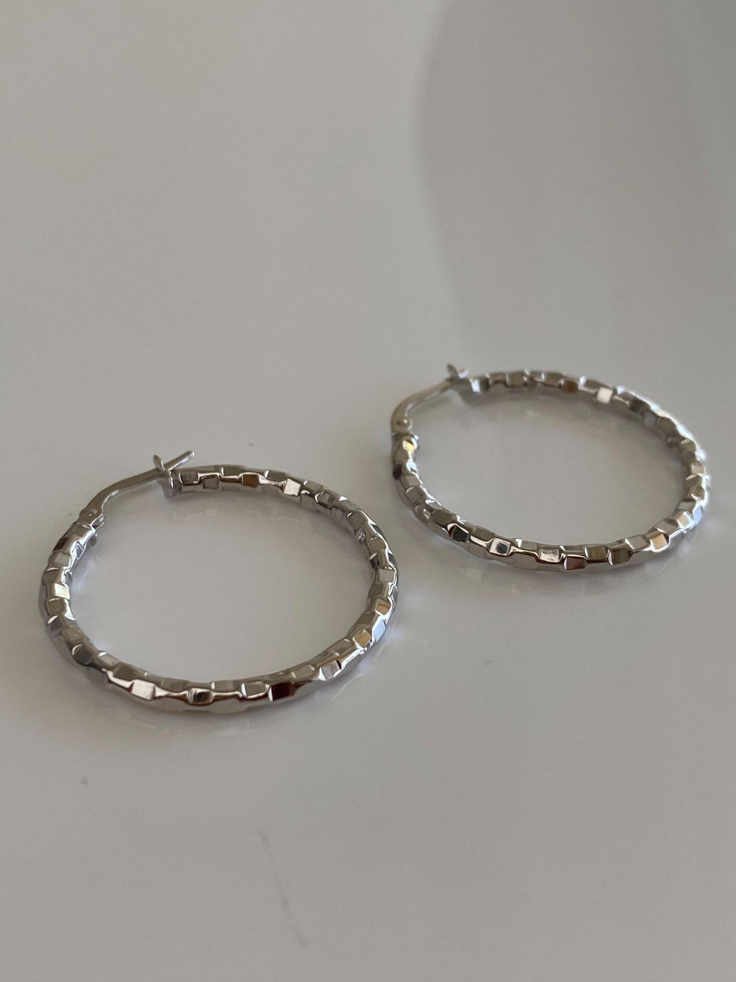 Vintage 14k White Gold Faceted Disco Hoop Earrings