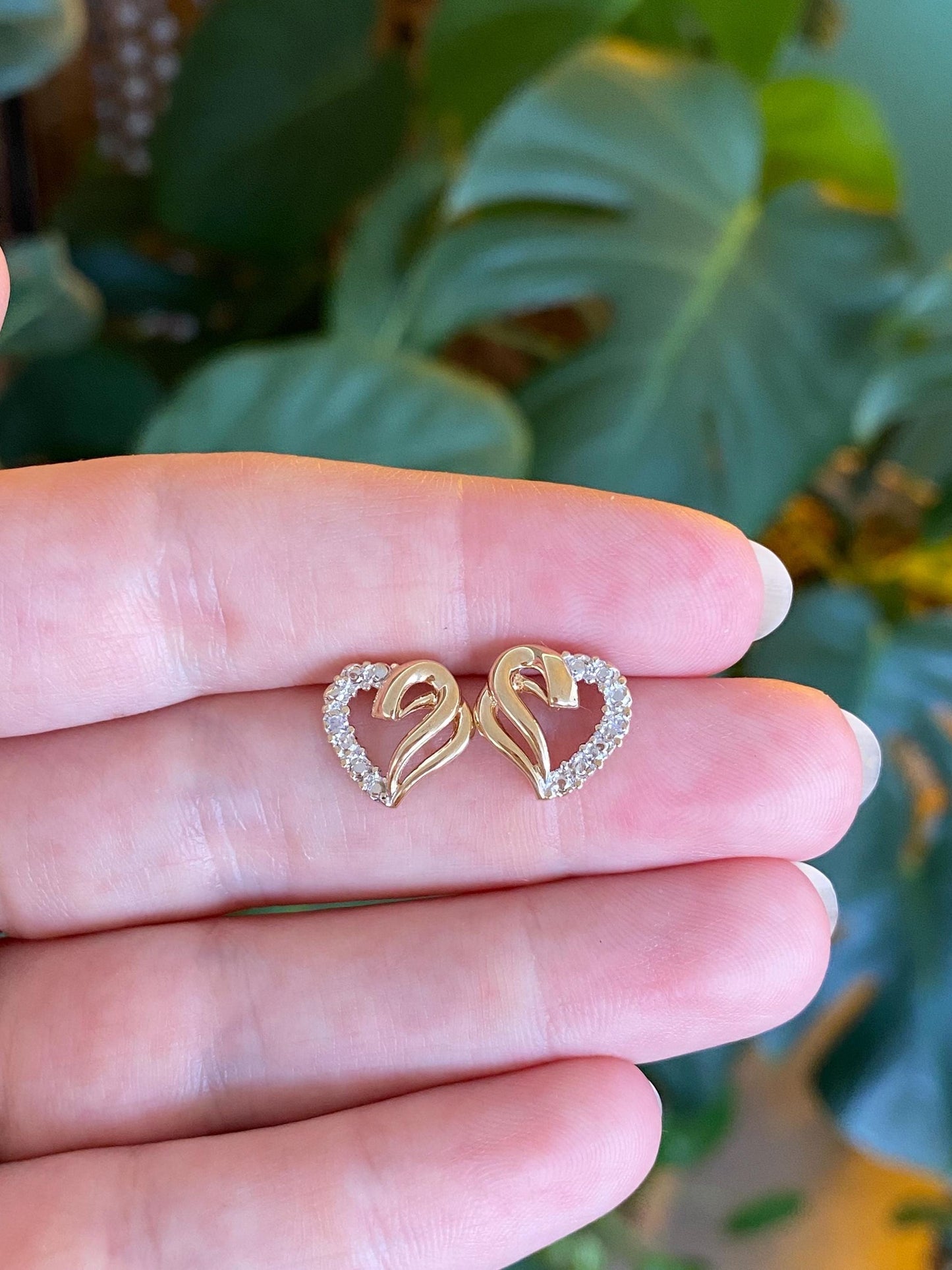 Vintage Solid 10k White & Yellow Gold Heart Stud Earrings
