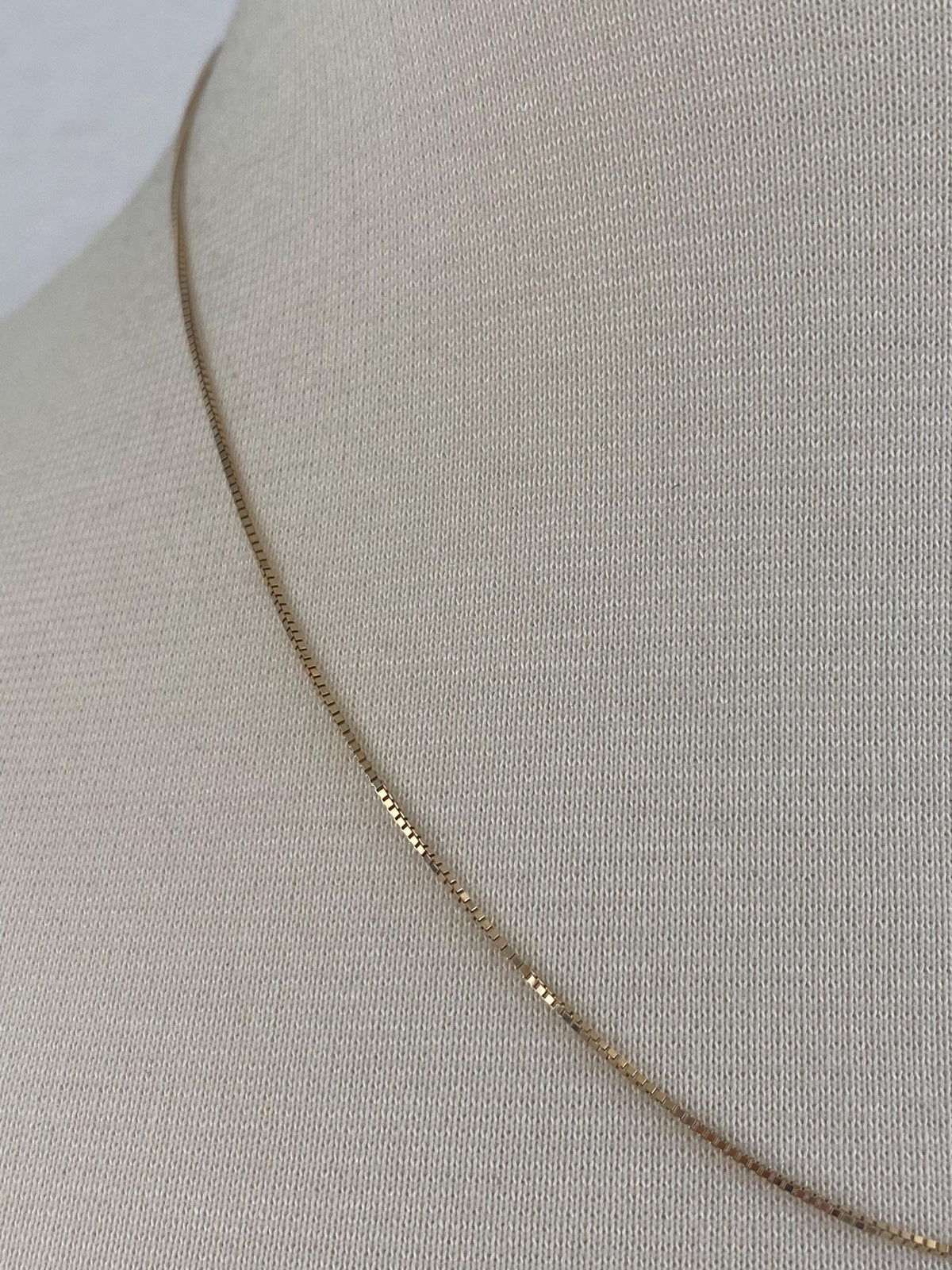 Vintage Solid 14k Yellow Gold Box Chain Necklace - 18 inches