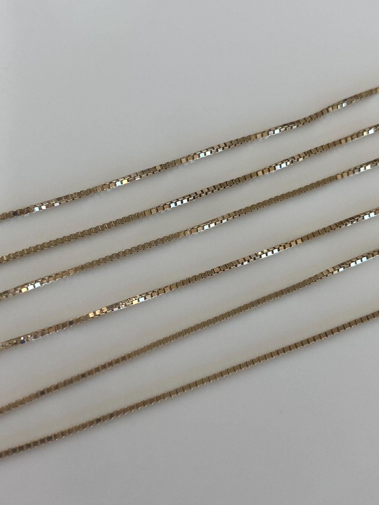 Vintage Solid 14k Yellow Gold Box Chain Necklace - 18 inches