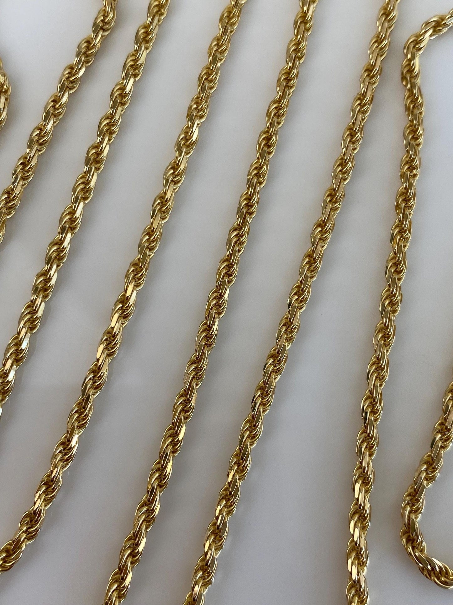 Vintage Solid 14k Yellow Gold Long Diamond Cut Slim Rope Chain Necklace - 30 inches
