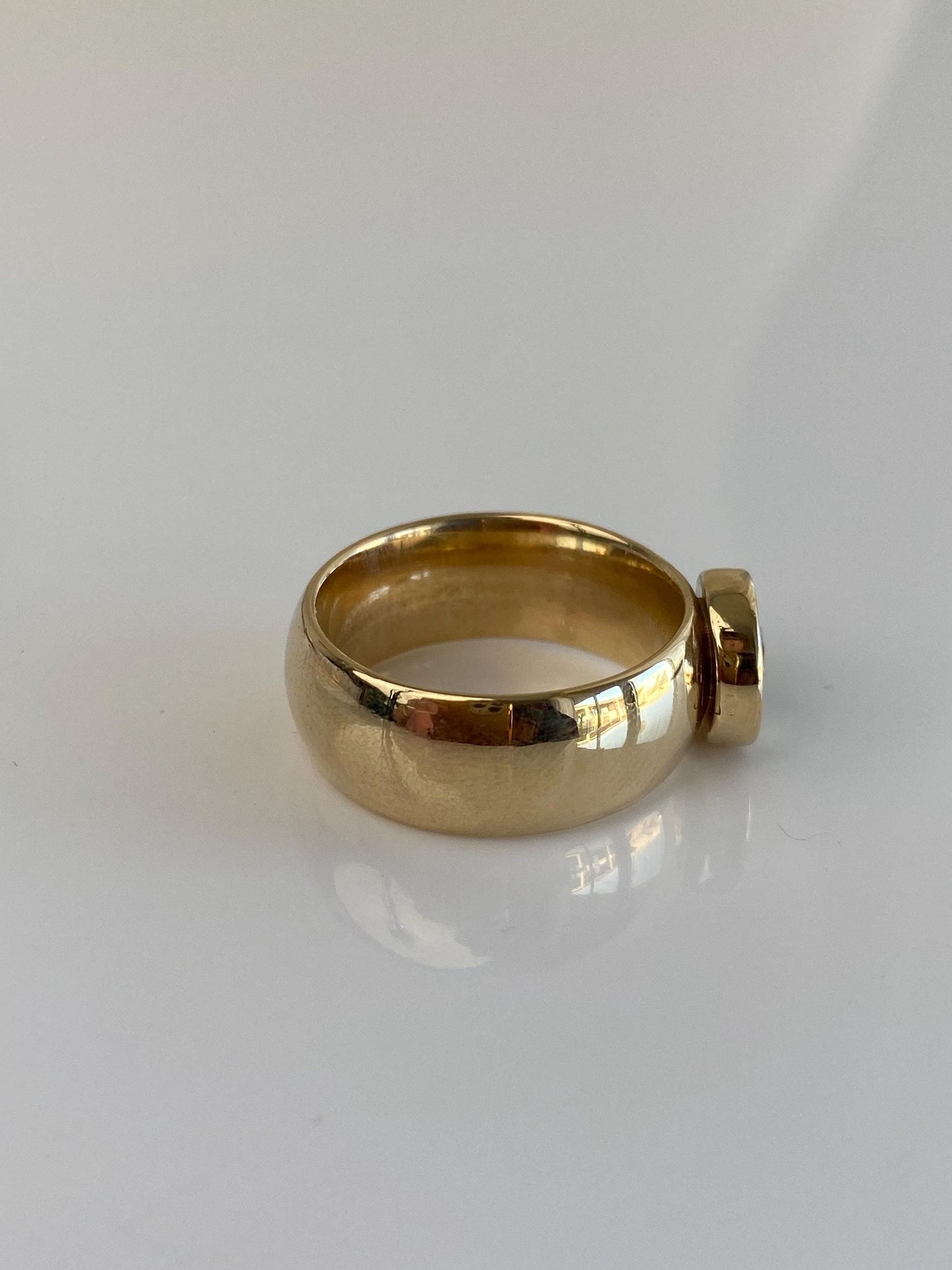 Vintage Solid 9k Yellow Gold Moissonite Ring - Size 7
