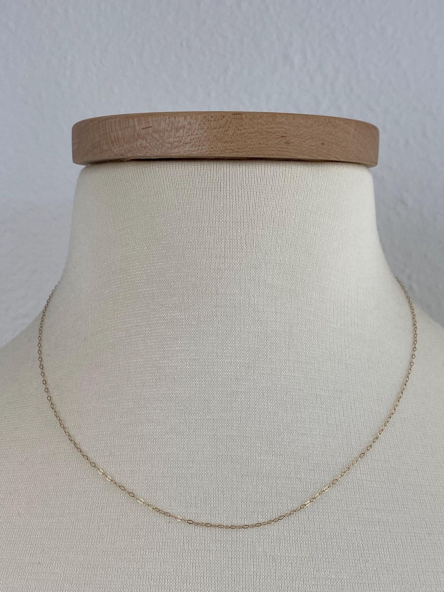 Vintage Solid 9k Yellow Gold Elongated Cable Chain Necklace - 18 inches