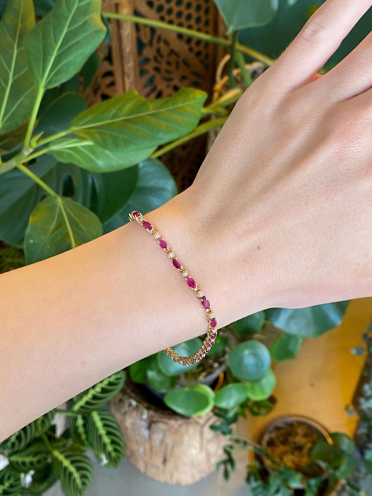 Vintage Solid 14k Yellow Gold Ruby Diamond Link Bracelet - 7.75 inches