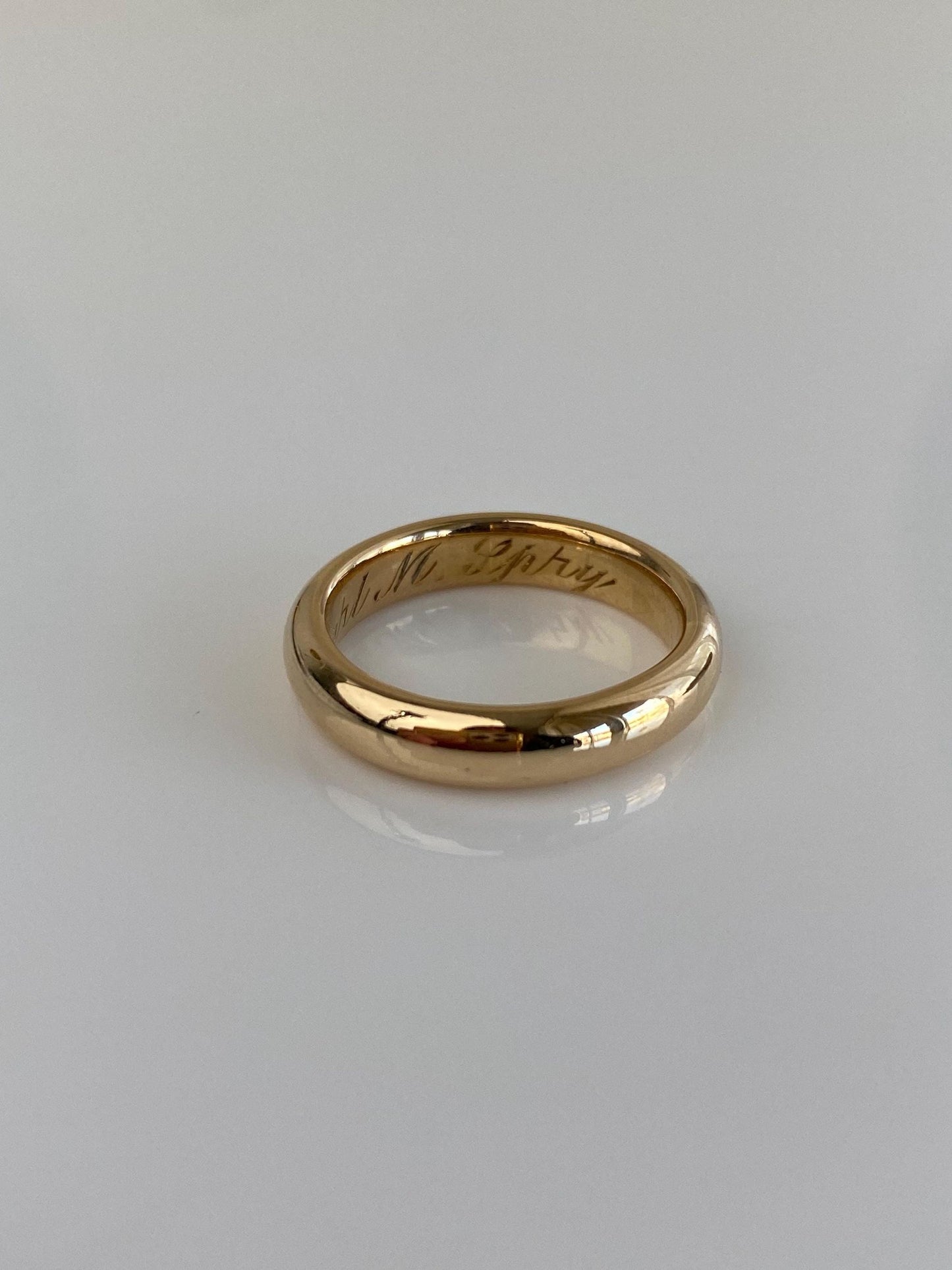 Vintage Solid 18k Yellow Gold Chunky Ring Band - Size 5.75