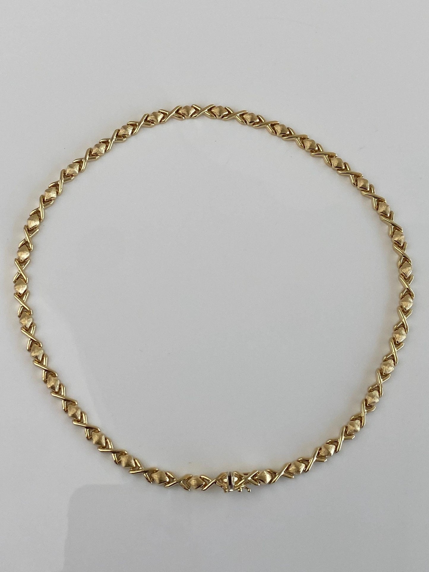 Vintage 14k Yellow Gold Satin Textured Shiny X Link Necklace - 16.5 inches
