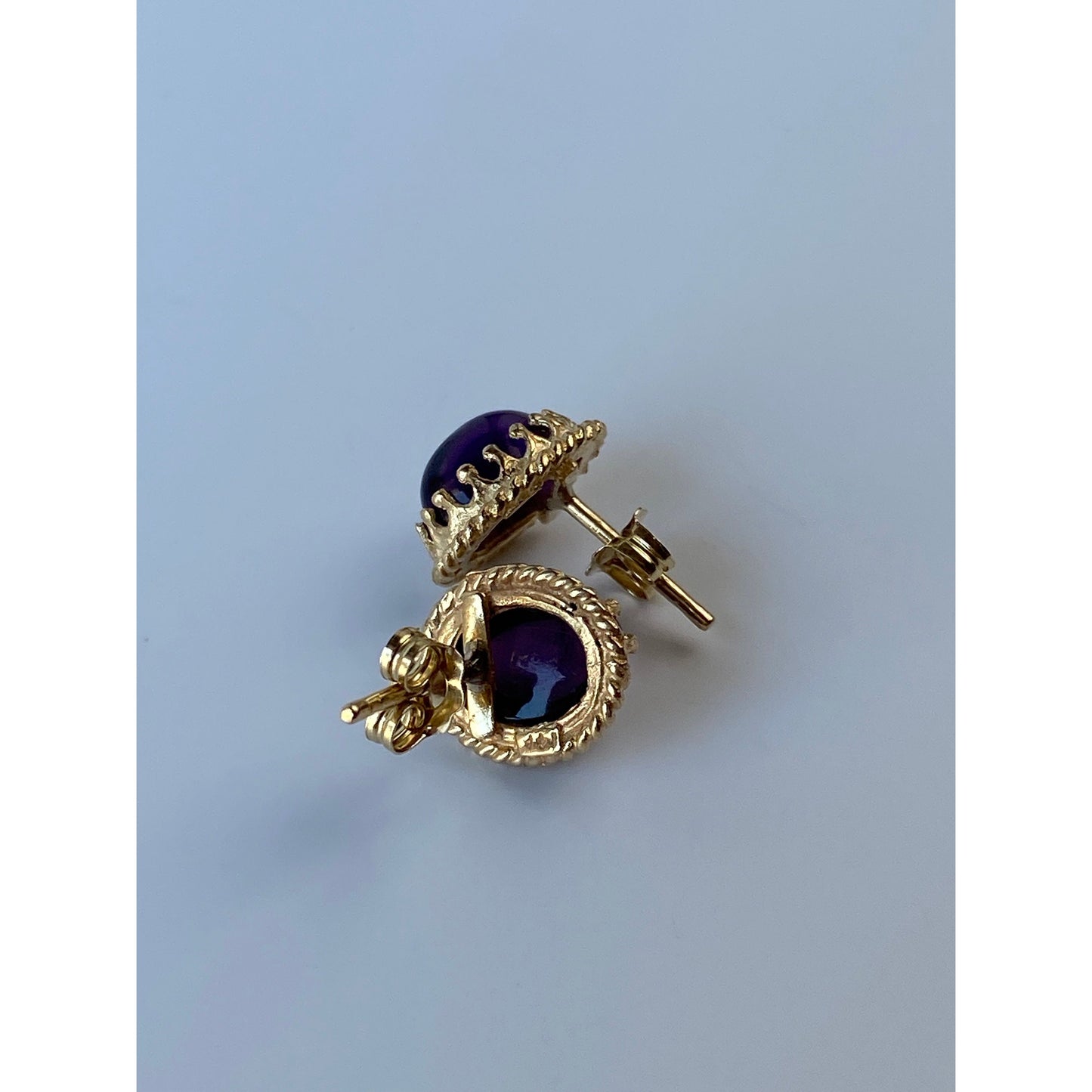 Vintage Solid 14k Yellow Gold Ornate Amethyst Stud Earrings