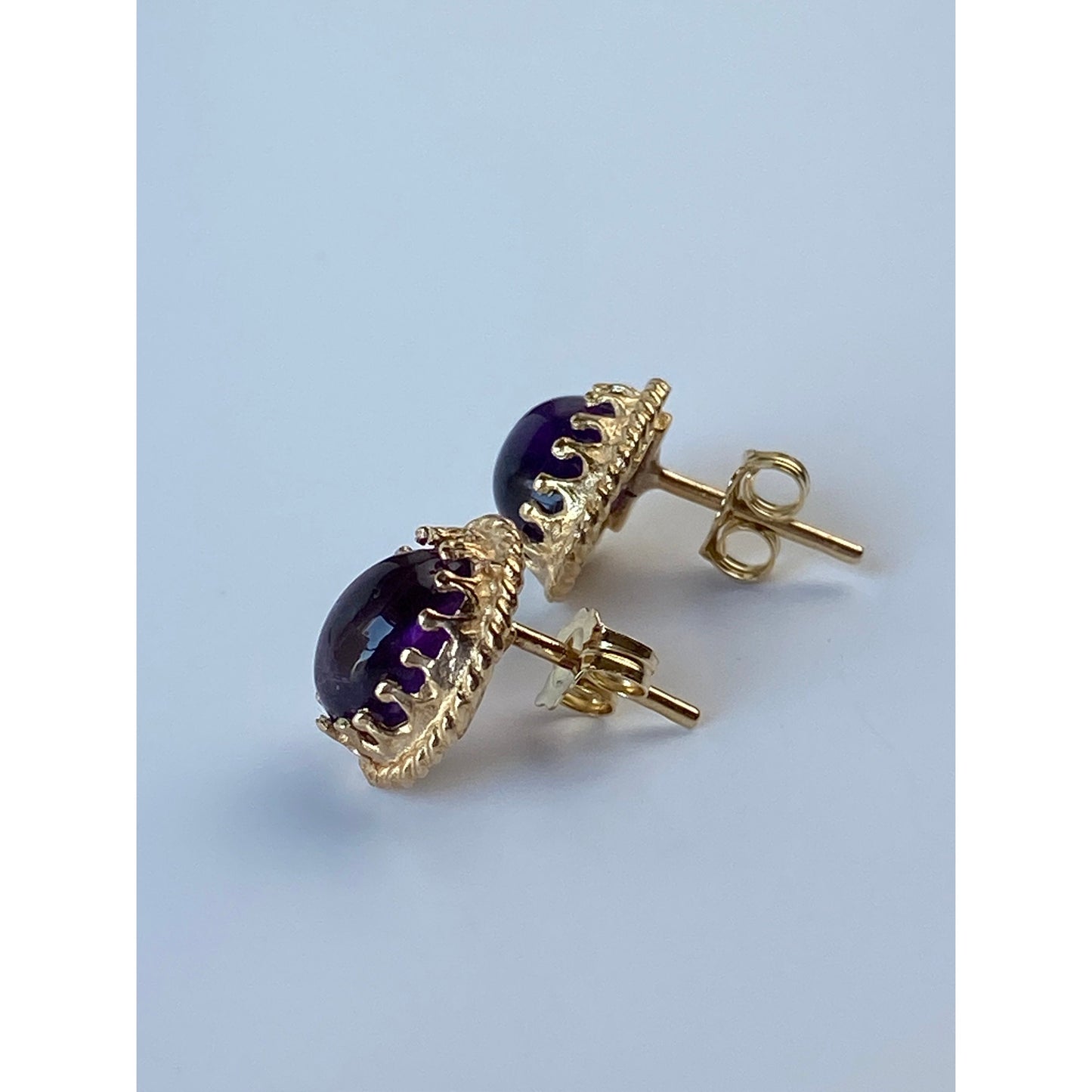 Vintage Solid 14k Yellow Gold Ornate Amethyst Stud Earrings