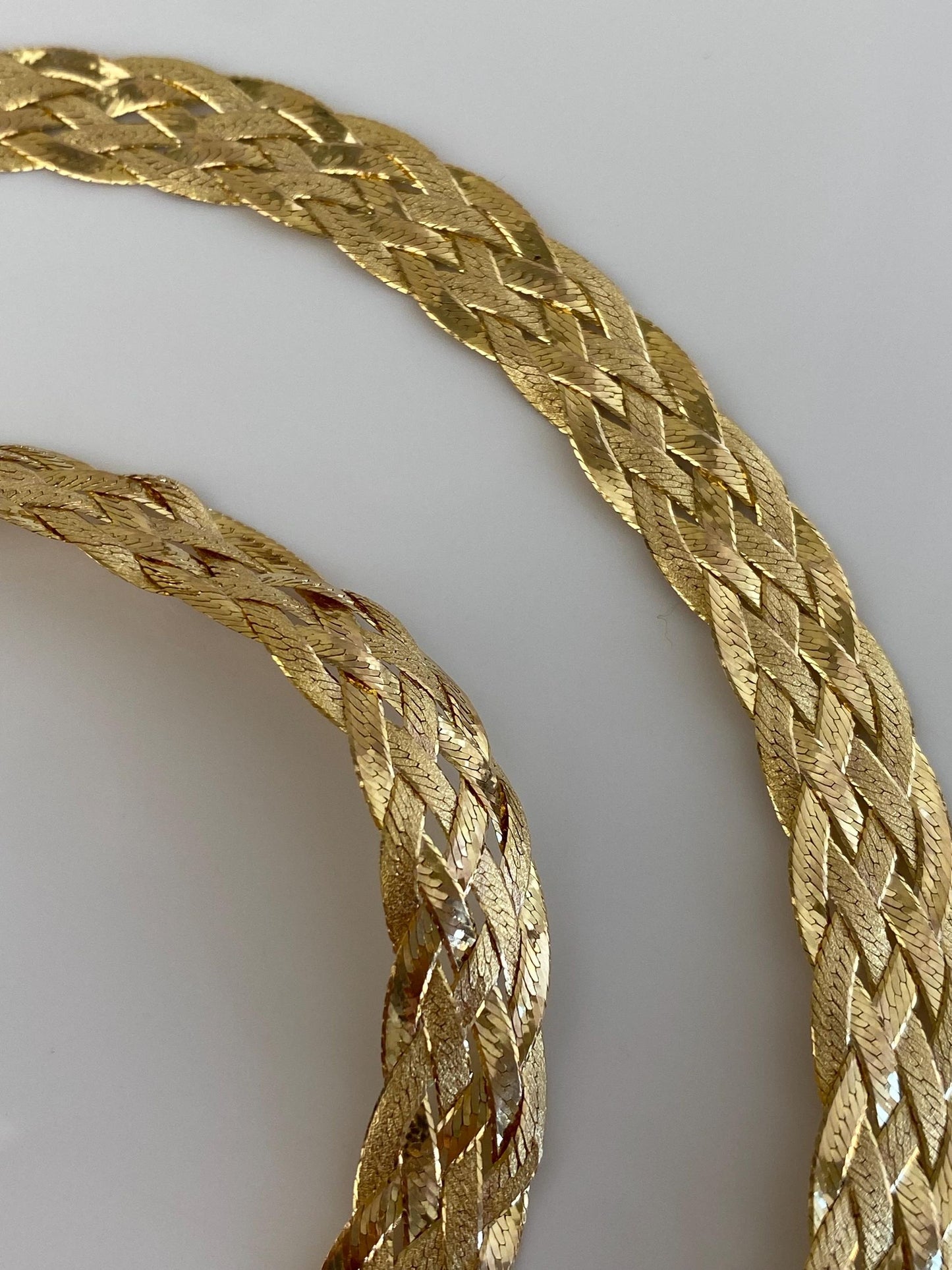 Vintage Solid 14k Yellow Gold Woven Flat Chain Necklace - 16.75 inches