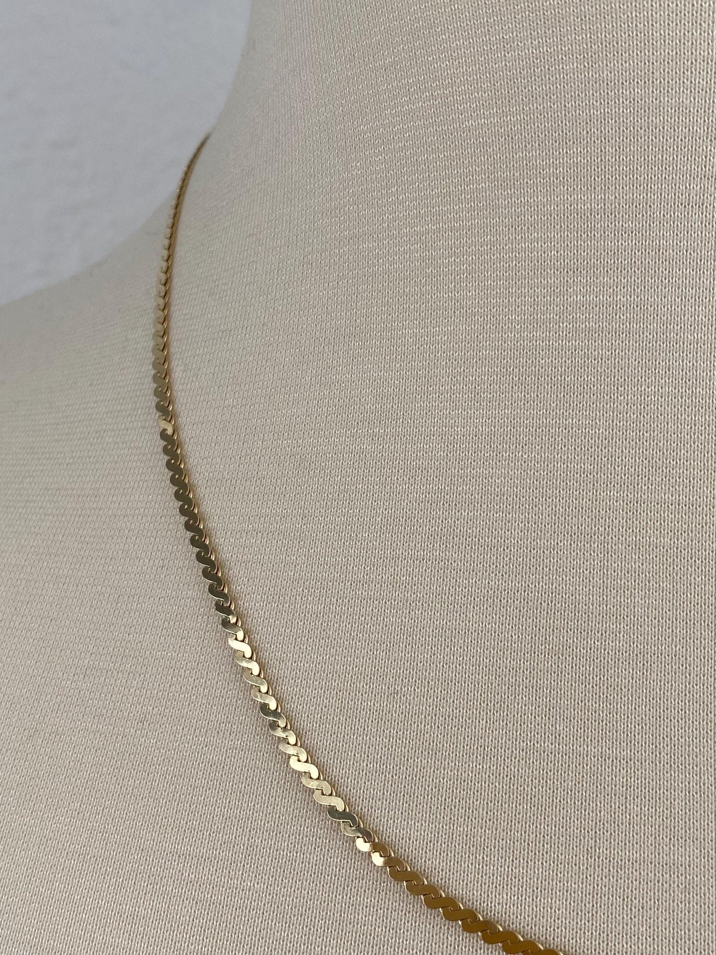 Vintage Solid 14k Yellow Gold Chunky Serpentine Chain Necklace - 20 inches