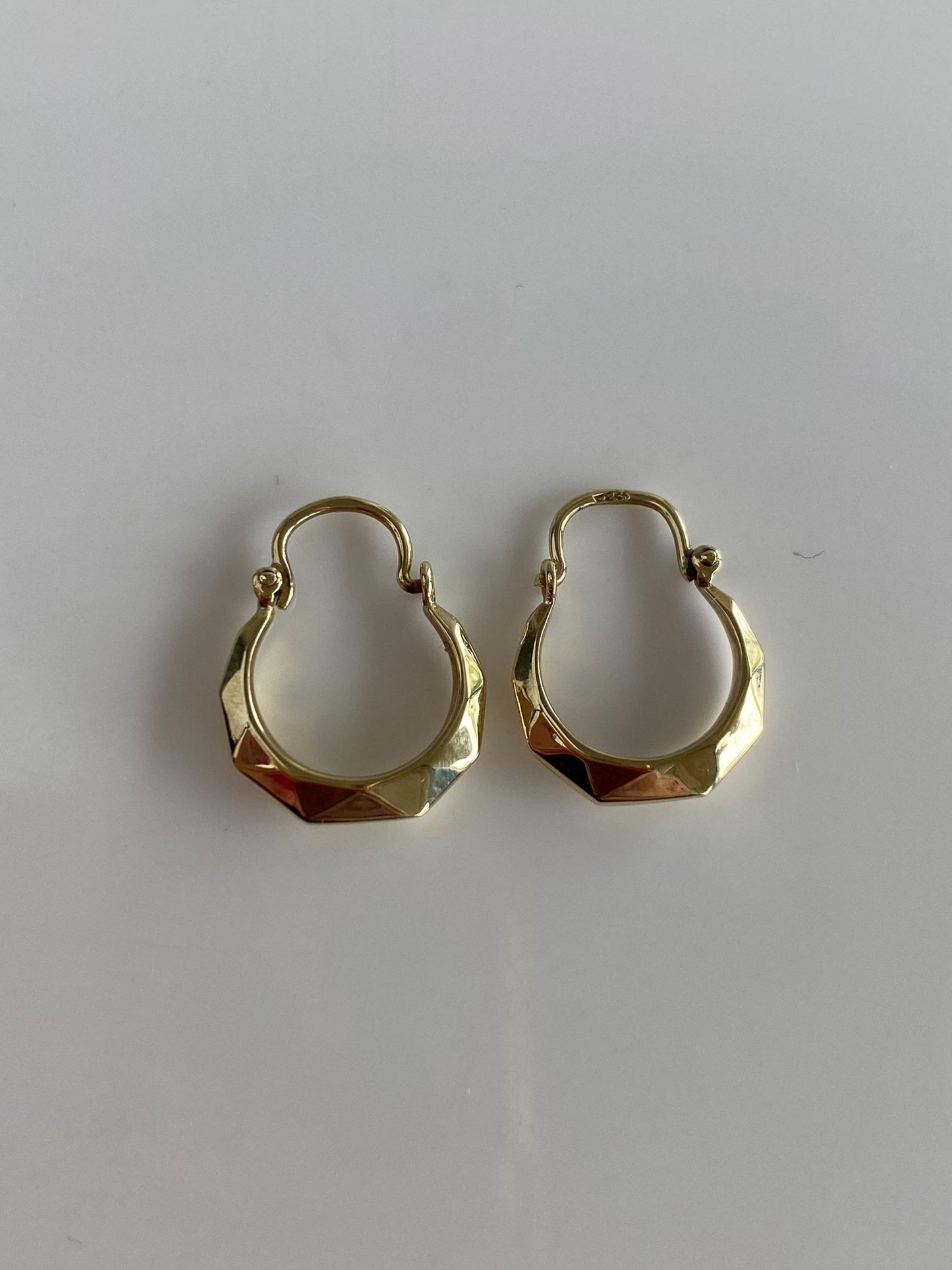 Vintage 8k Yellow Faceted Hoop Earrings