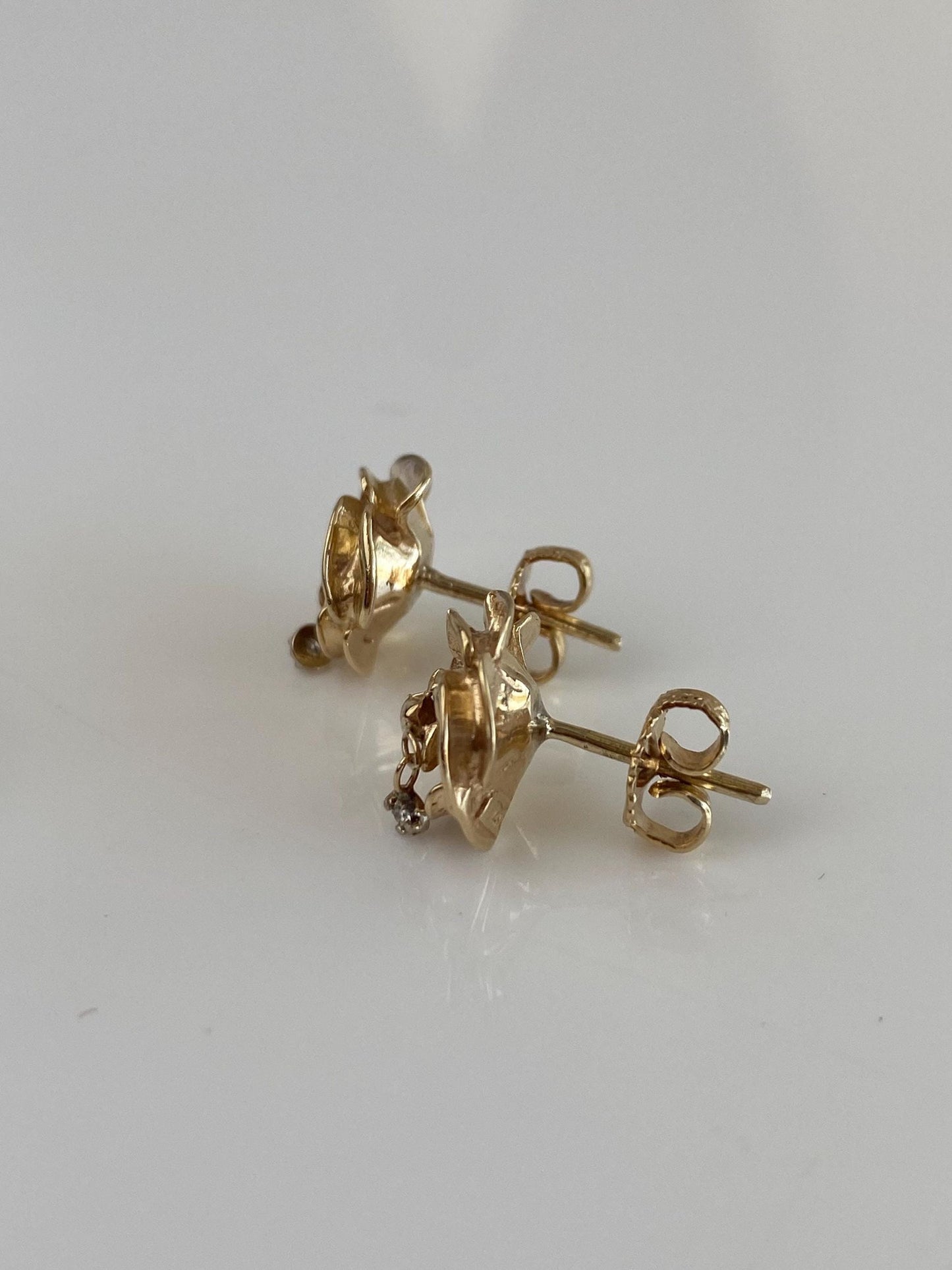 Vintage Solid 14k Yellow Gold Clear Sapphire Rose Stud Earrings