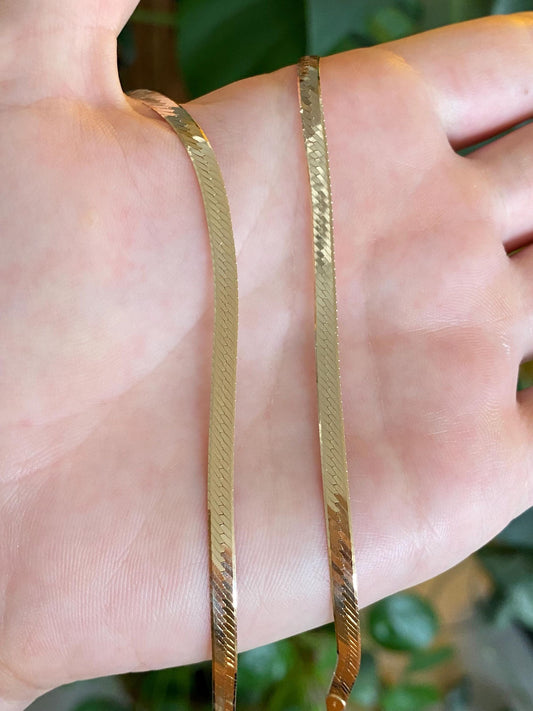 Vintage Solid 14k Yellow Gold Herringbone Chain Necklace - 16 inches