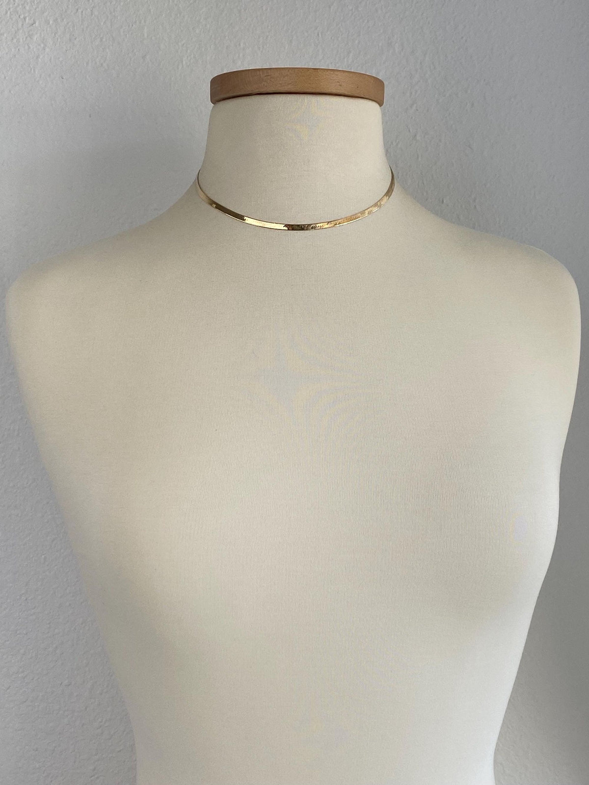 Vintage Solid 14k Yellow Gold Herringbone Chain Necklace - 16 inches