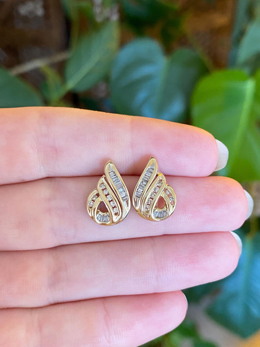 Vintage Solid 14k Yellow Gold Round & Baguette Diamond Drop Earrings