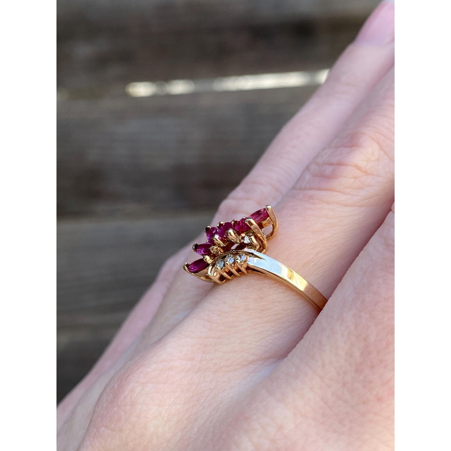 Vintage Solid 14k Yellow Gold Pink Spinel Diamond Twist Ring - Size 6